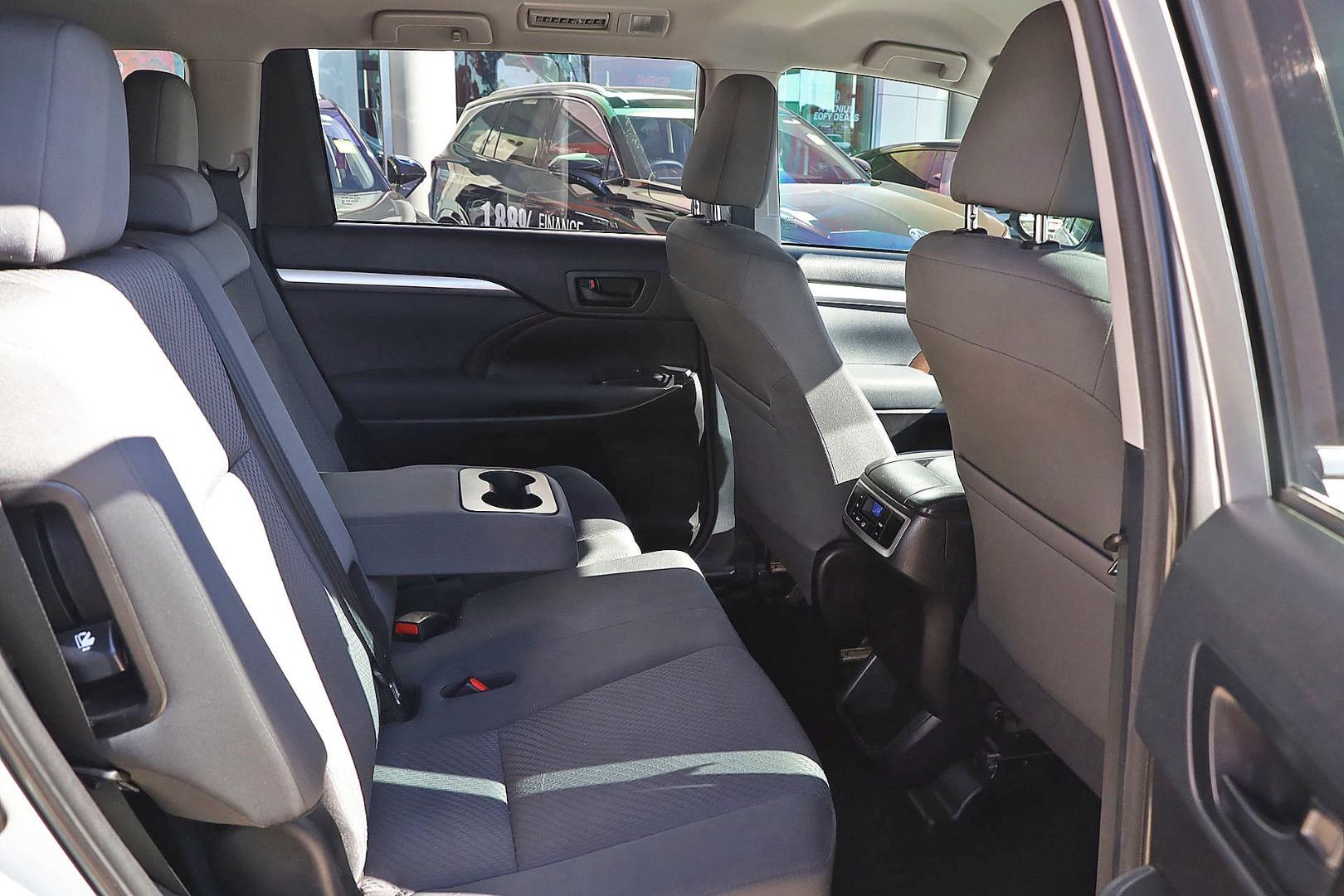2018 TOYOTA KLUGER GSU55R MY17 GX (4x4) 8 SP AUTOMATIC 4D WAGON