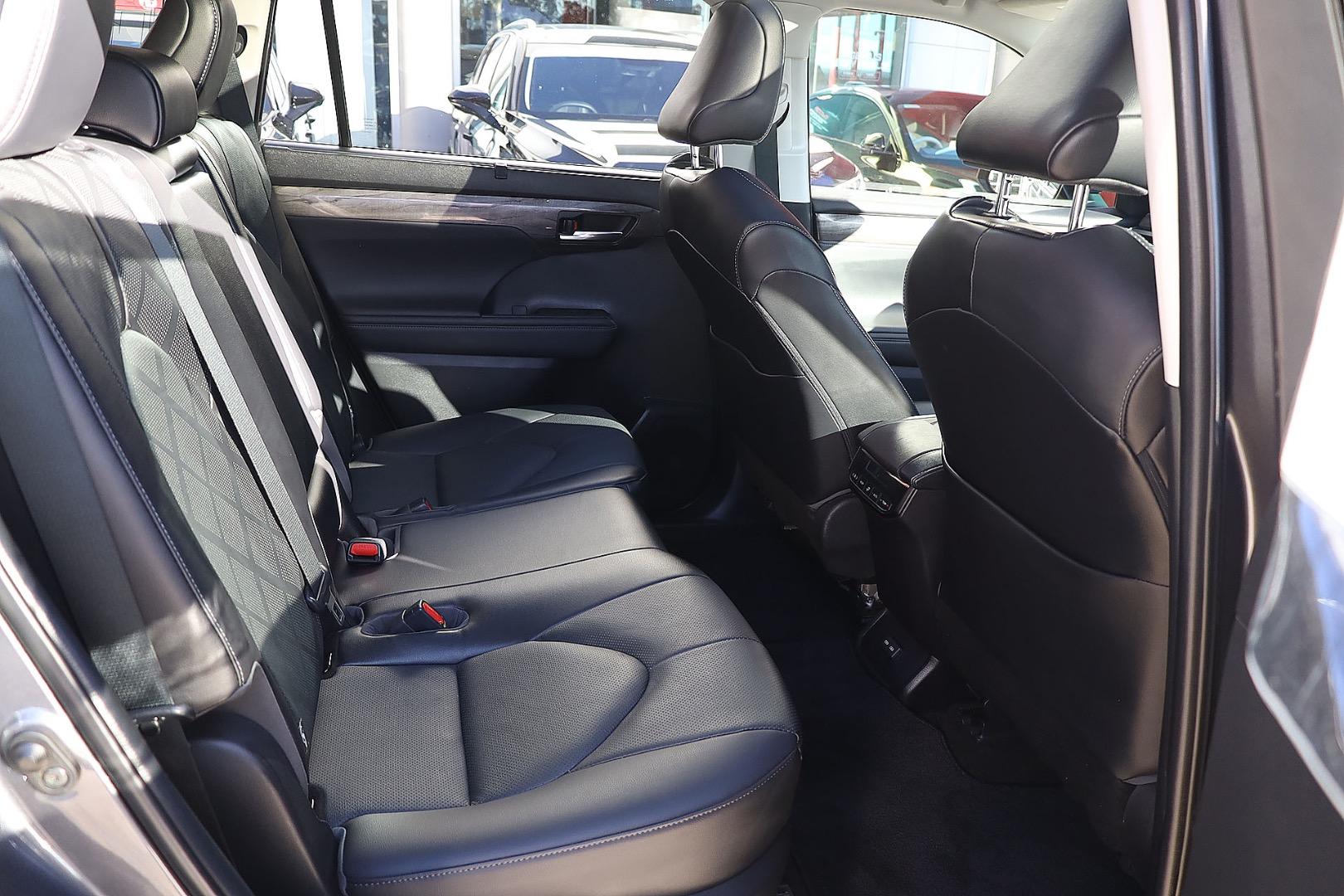2023 TOYOTA KLUGER AXUH78R GRANDE HYBRID AWD + OPT COLOUR CONTINUOUS VARIABLE 5D WAGON
