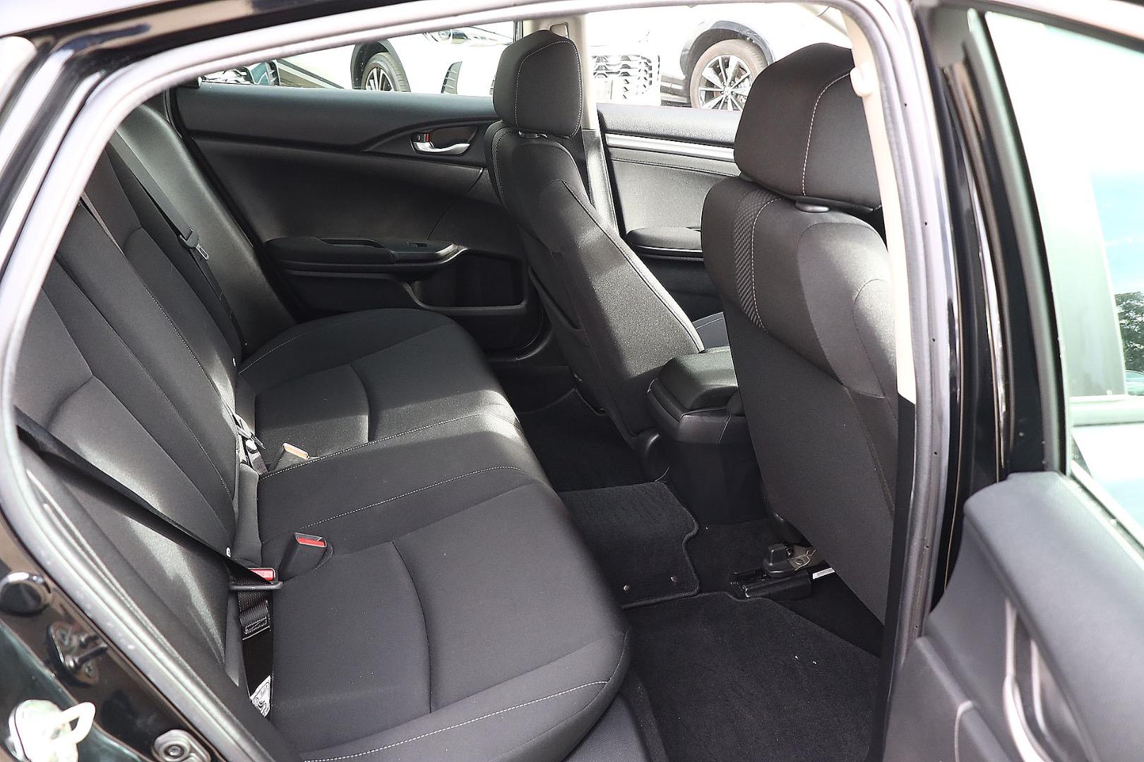 2019 HONDA CIVIC MY18 VTi-S CONTINUOUS VARIABLE 4D SEDAN