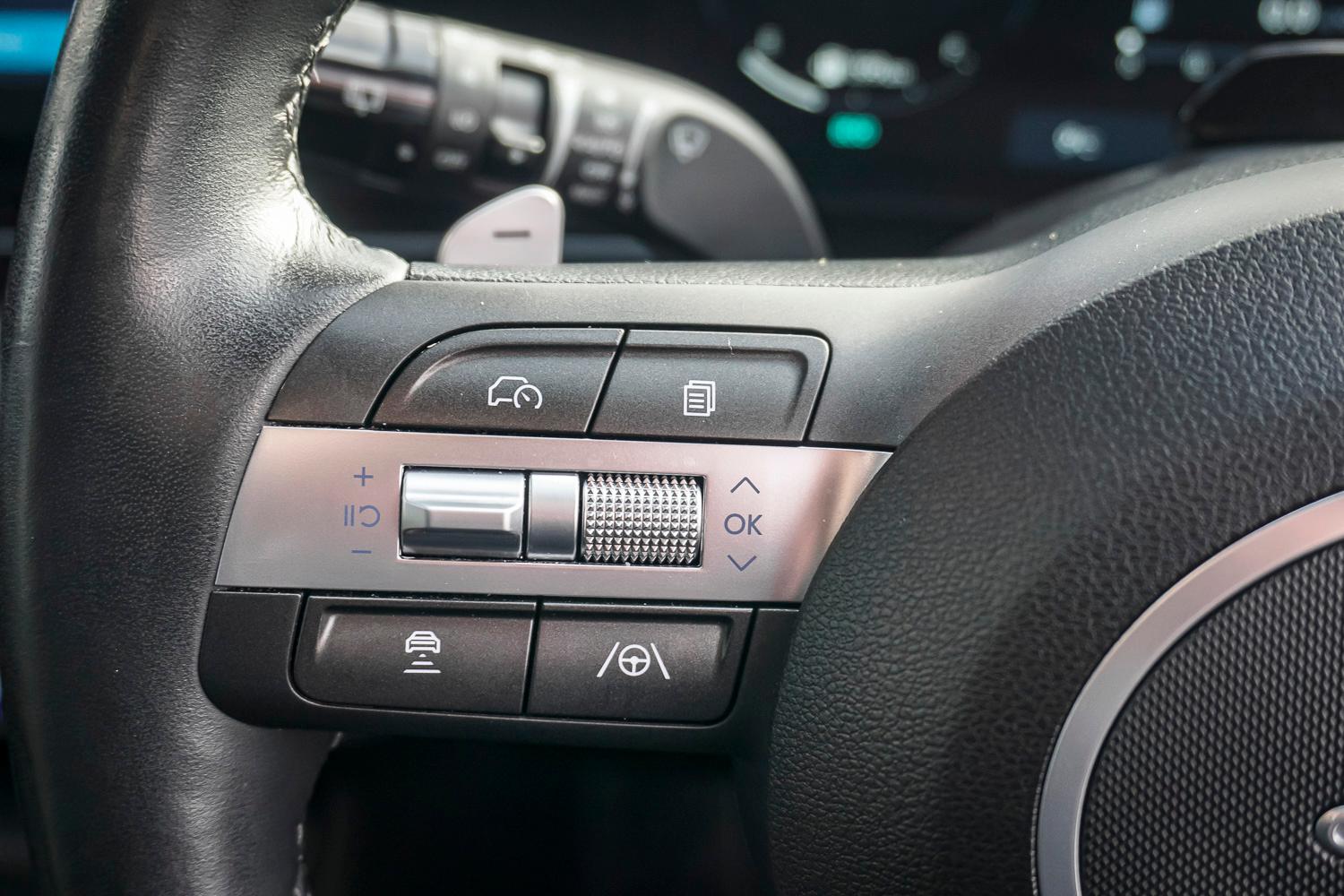2024 HYUNDAI KONA SX2.V2 MY25 PREMIUM CONTINUOUS VARIABLE 4D WAGON