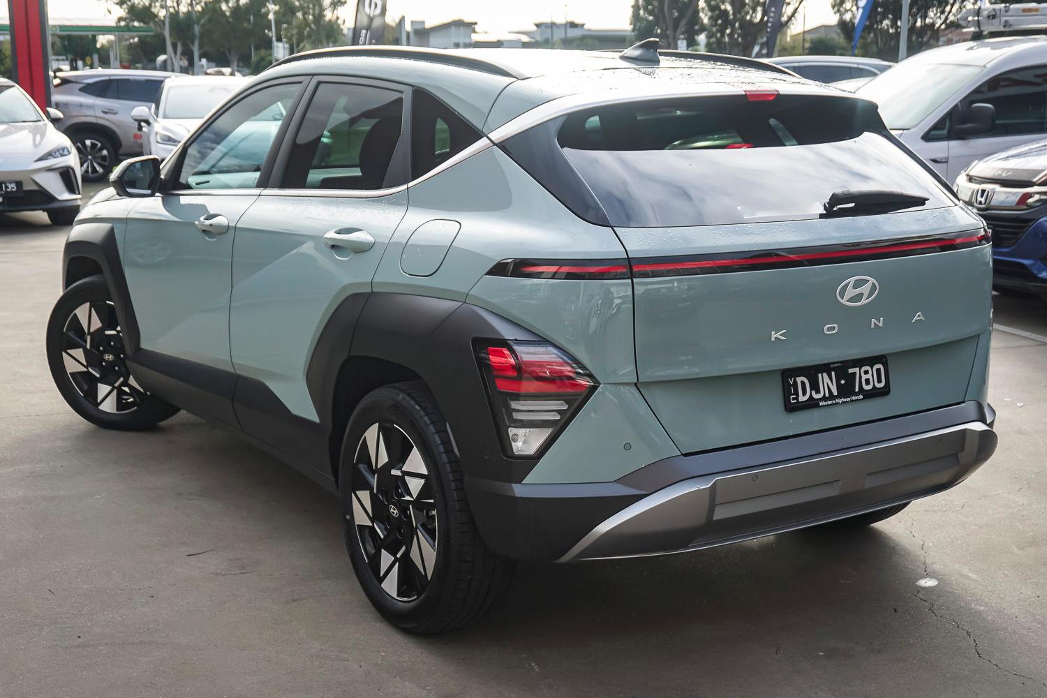 2024 HYUNDAI KONA SX2.V2 MY25 PREMIUM CONTINUOUS VARIABLE 4D WAGON