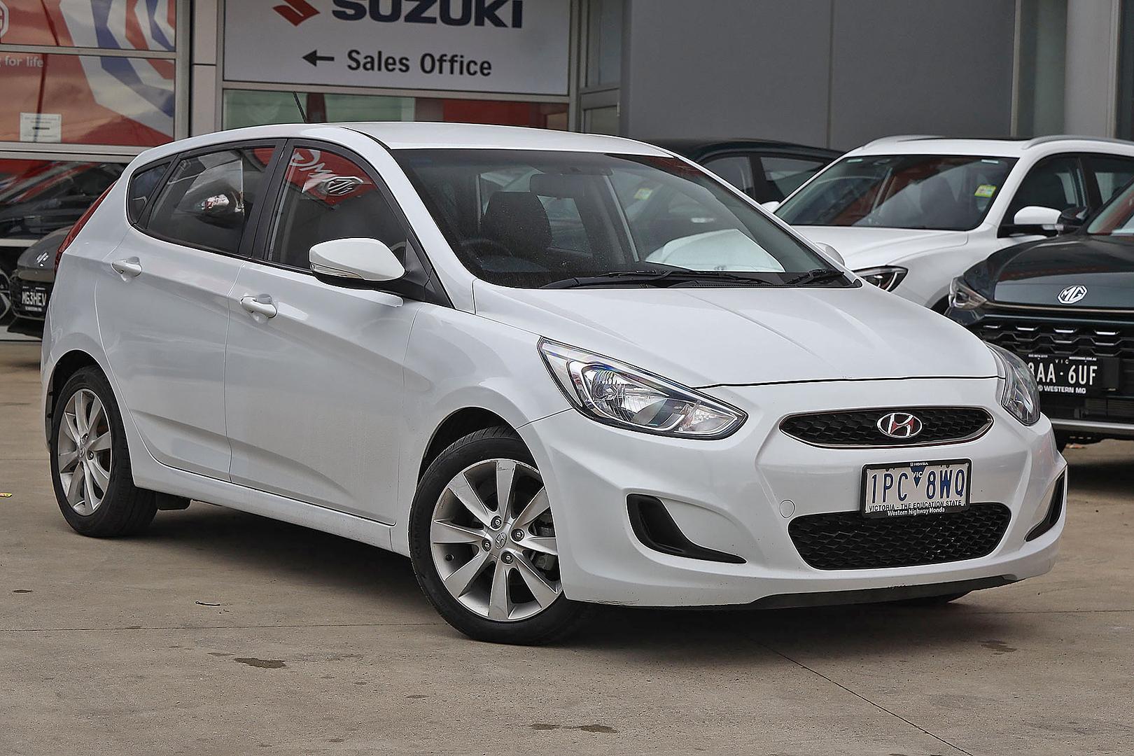 2019 HYUNDAI ACCENT RB6 MY18 SPORT 6 SP AUTOMATIC 5D HATCHBACK