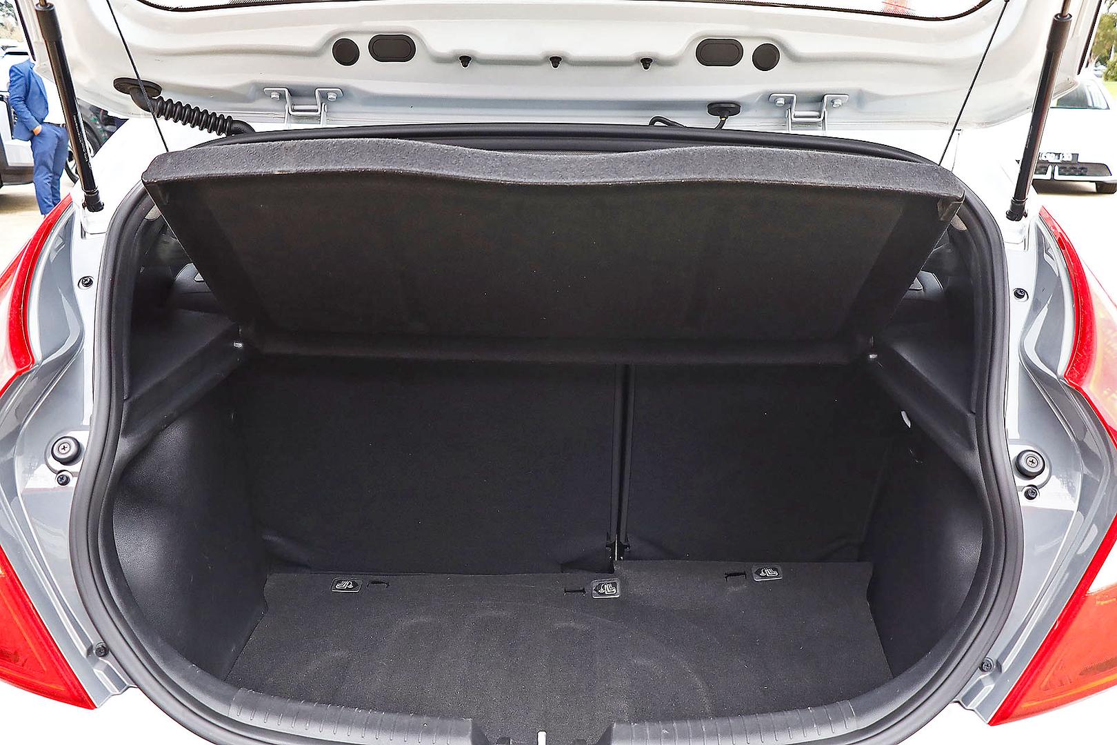 2019 HYUNDAI ACCENT RB6 MY18 SPORT 6 SP AUTOMATIC 5D HATCHBACK