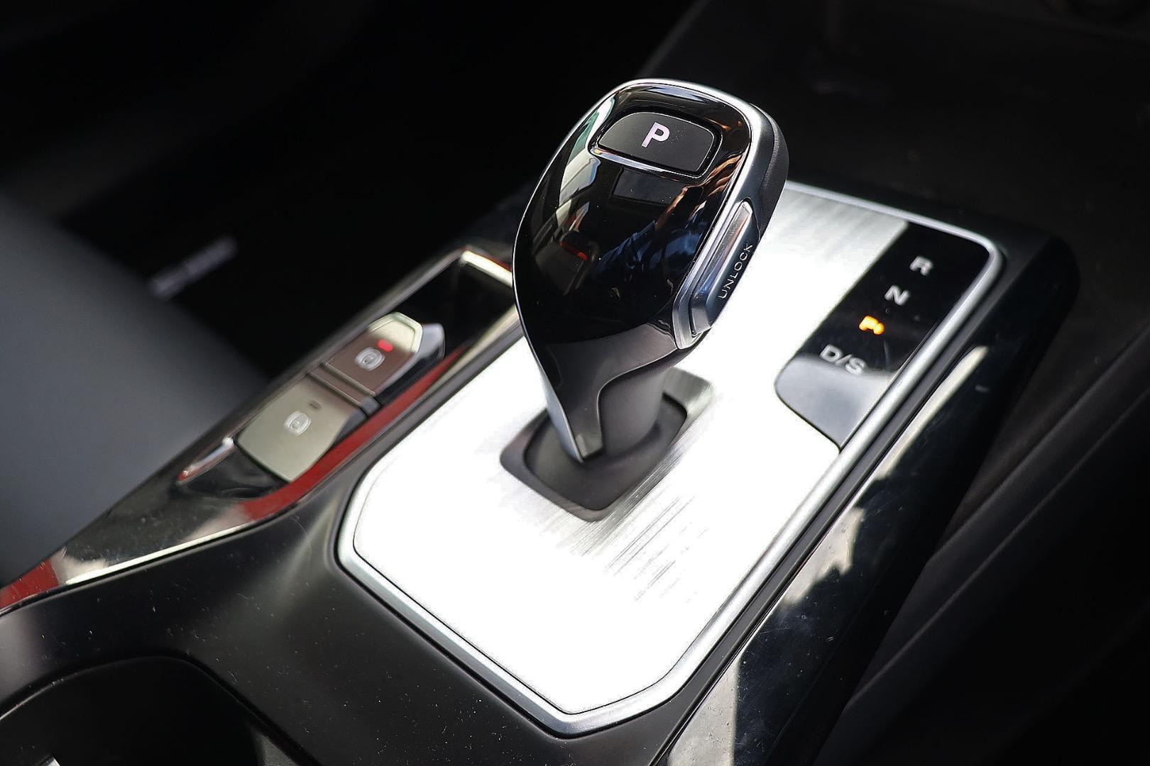 2024 MG MG5 MY24 ESSENCE 7 SP AUTO DUAL CLUTCH 4D SEDAN
