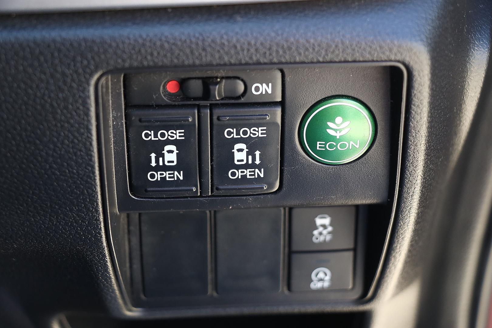 2016 HONDA ODYSSEY RC MY16 VTi-L CONTINUOUS VARIABLE 4D WAGON