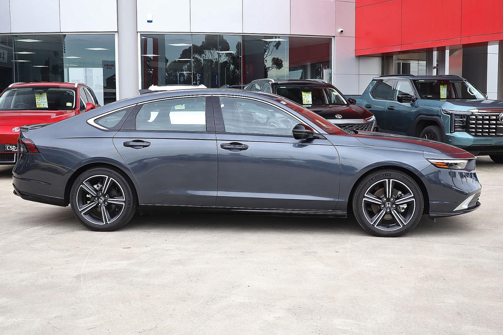 2025 HONDA ACCORD MY24 e:HEV RS CONTINUOUS VARIABLE 4D SEDAN