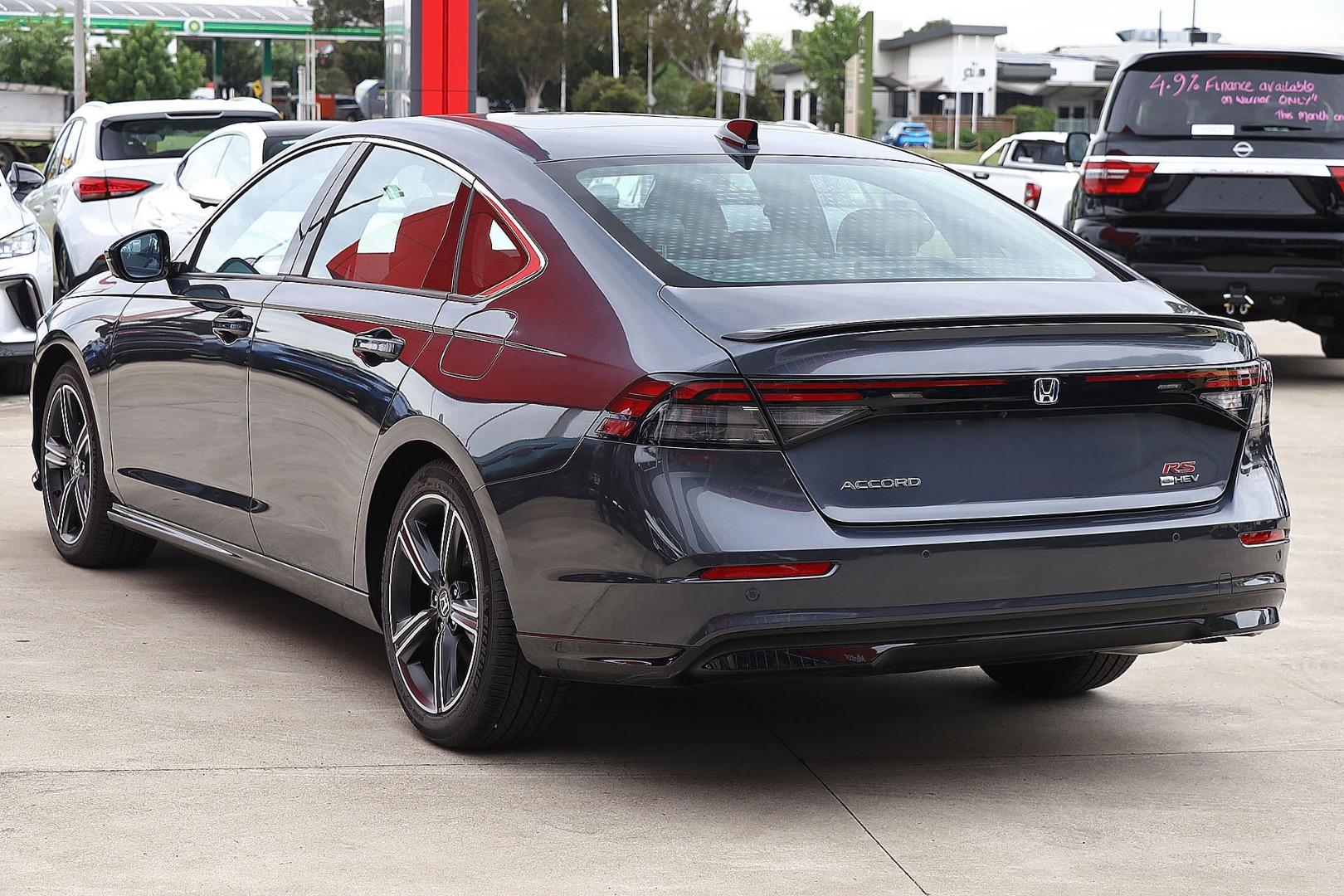 2025 HONDA ACCORD MY24 e:HEV RS CONTINUOUS VARIABLE 4D SEDAN