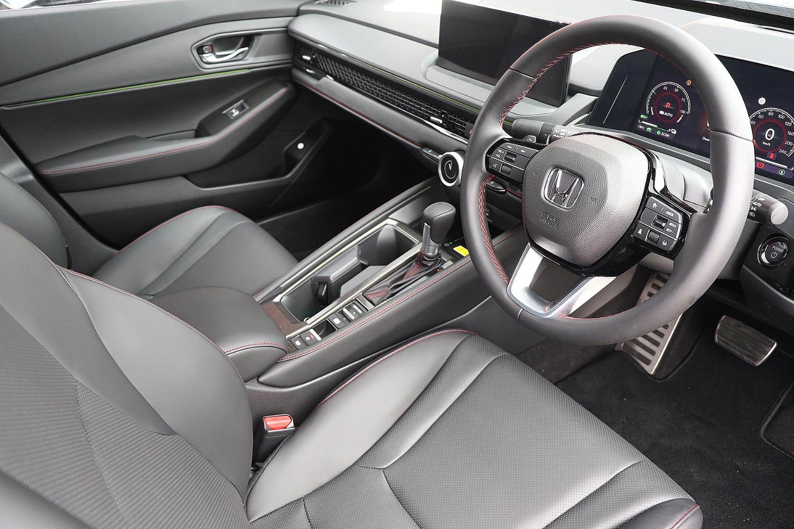 2025 HONDA ACCORD MY24 e:HEV RS CONTINUOUS VARIABLE 4D SEDAN