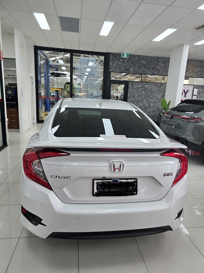 2019 HONDA CIVIC MY18 RS CONTINUOUS VARIABLE 4D SEDAN