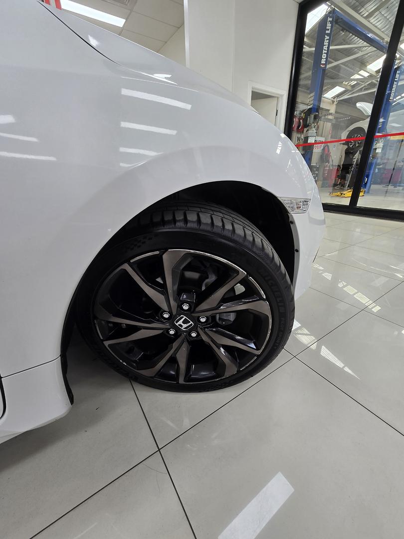 2019 HONDA CIVIC MY18 RS CONTINUOUS VARIABLE 4D SEDAN