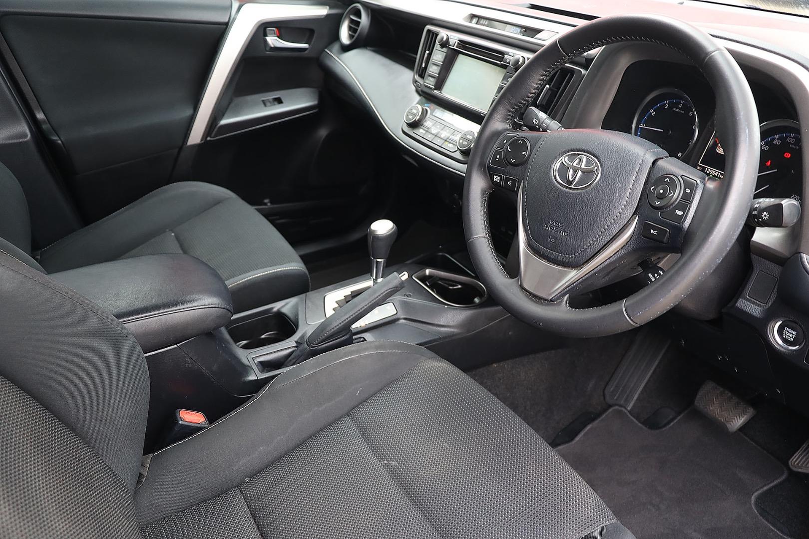 2018 TOYOTA RAV4 ZSA42R MY18 GXL (2WD) CONTINUOUS VARIABLE 4D WAGON