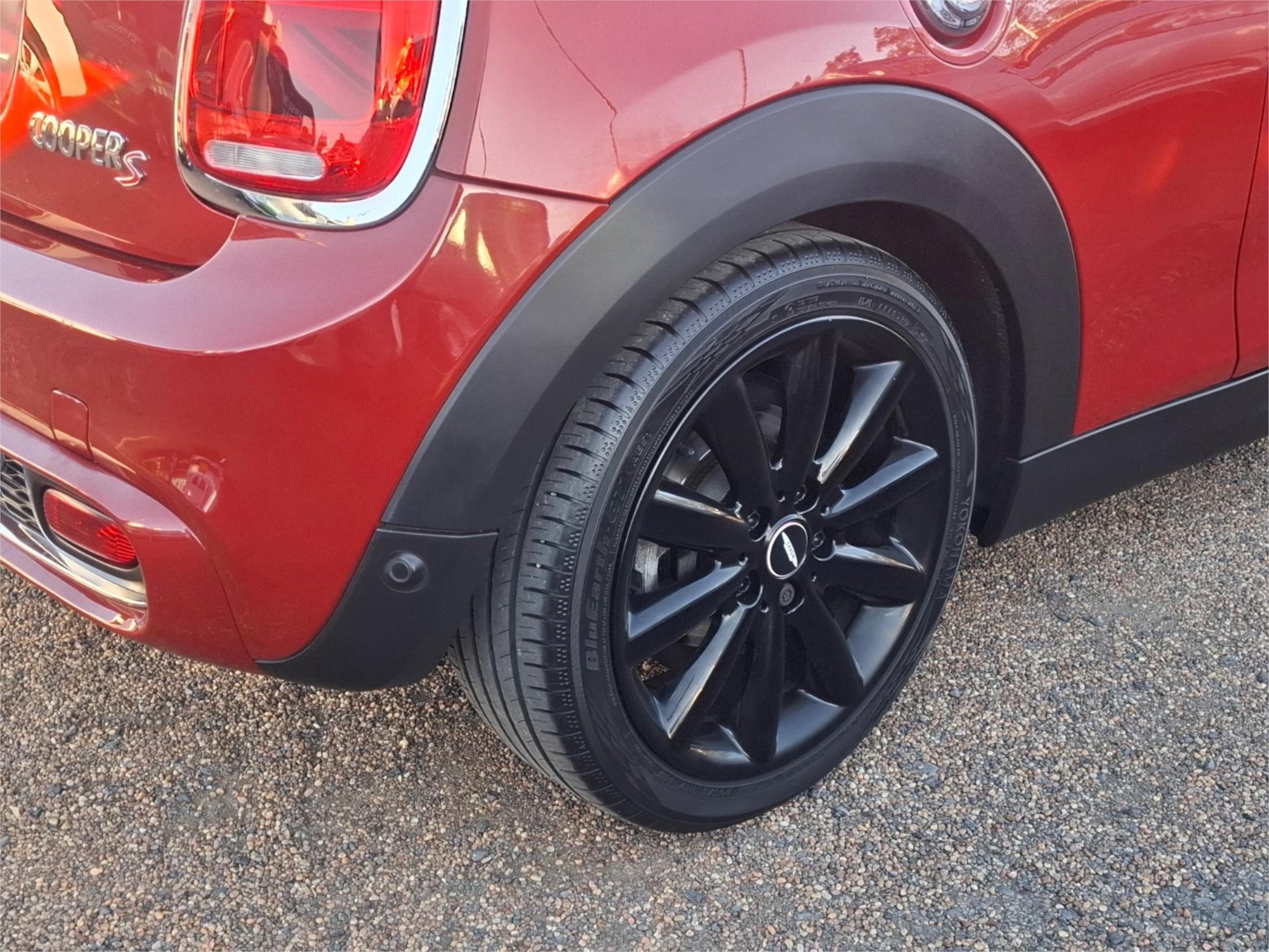 2015 MINI COOPER F56 S 6 SP AUTOMATIC 3D HATCHBACK