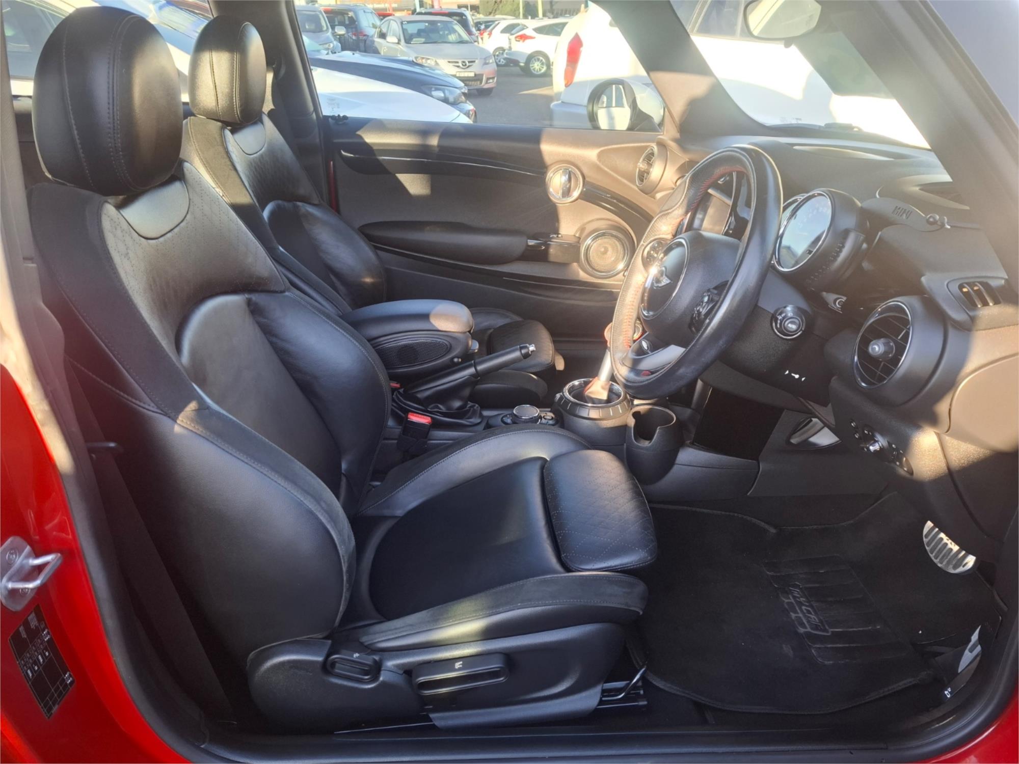 2015 MINI COOPER F56 S 6 SP AUTOMATIC 3D HATCHBACK