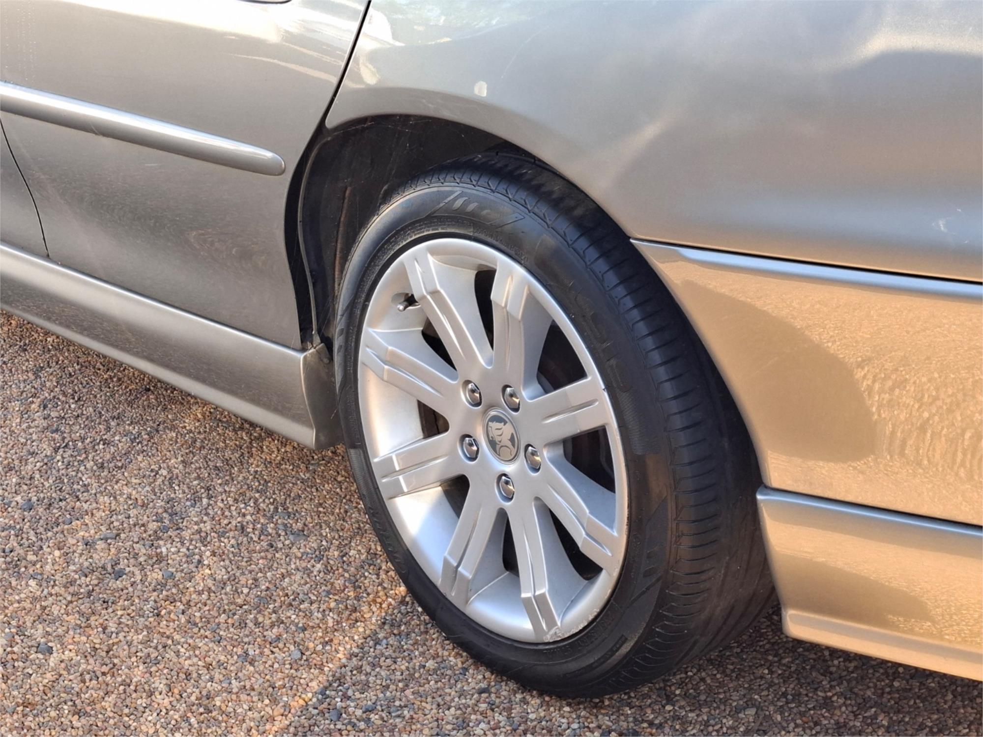 2002 HOLDEN COMMODORE VXII EXECUTIVE 4 SP AUTOMATIC 4D SEDAN
