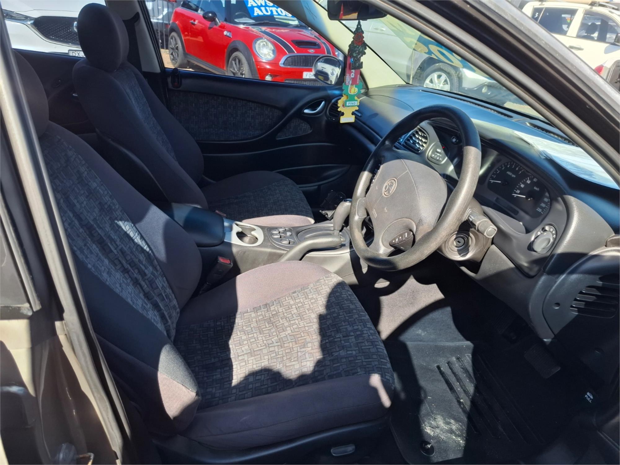 2002 HOLDEN COMMODORE VXII EXECUTIVE 4 SP AUTOMATIC 4D SEDAN