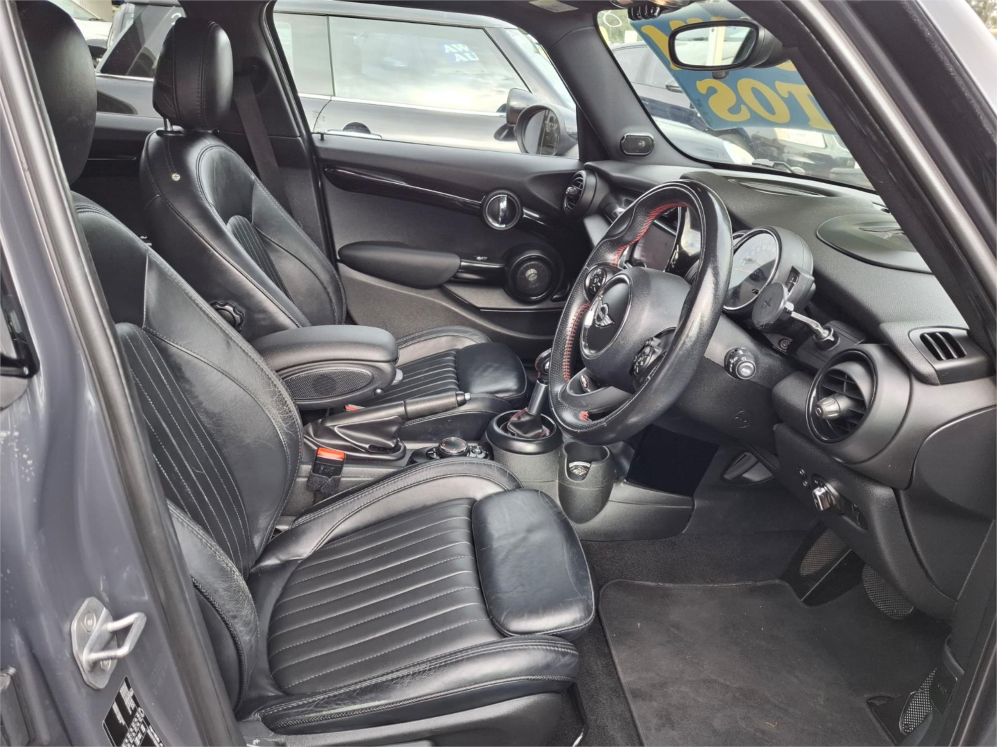 2017 MINI 5D HATCH F55 MY18 COOPER S 6 SP AUTOMATIC 5D HATCHBACK