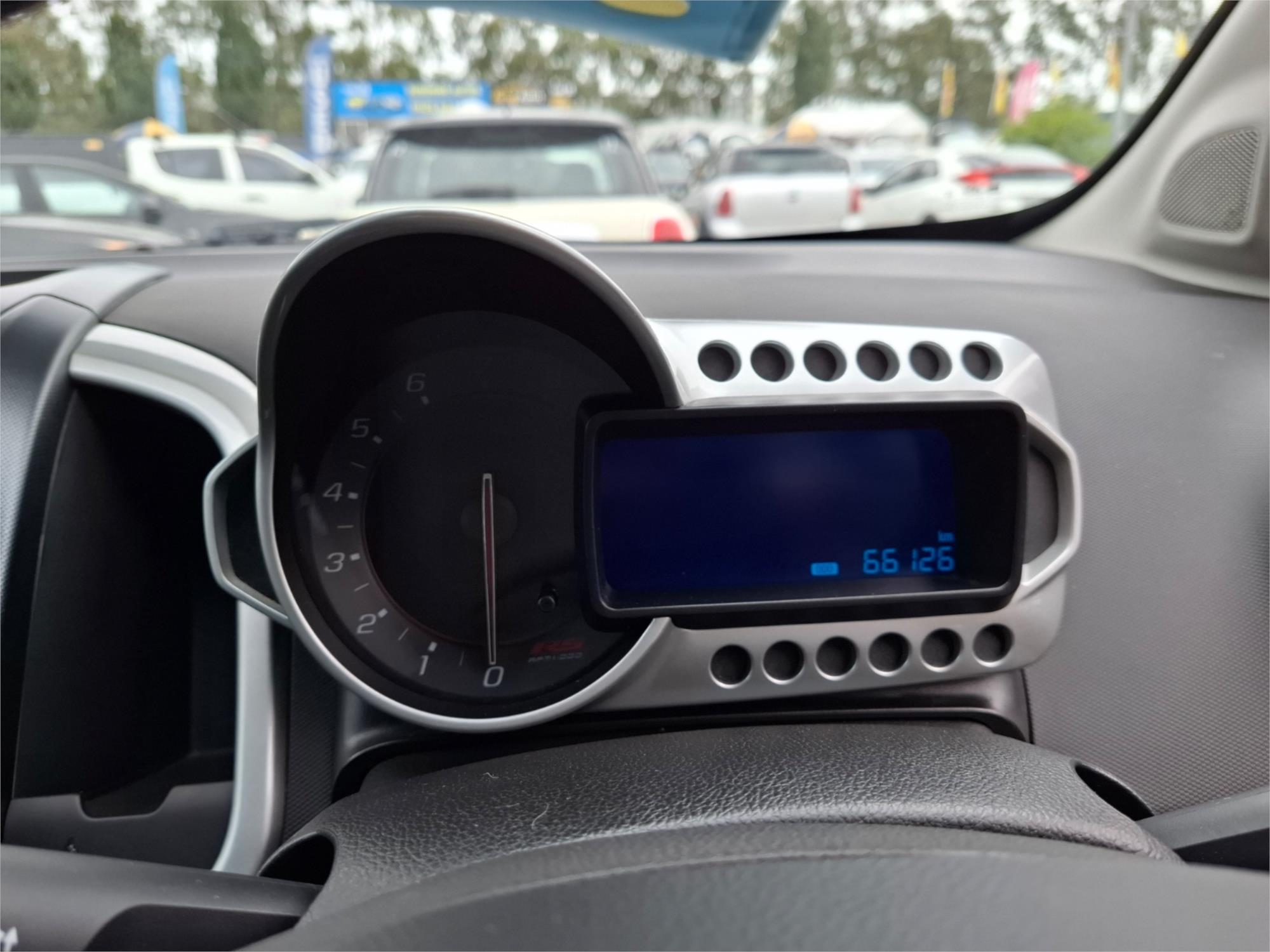 2014 HOLDEN BARINA TM MY14 RS 6 SP MANUAL 5D HATCHBACK