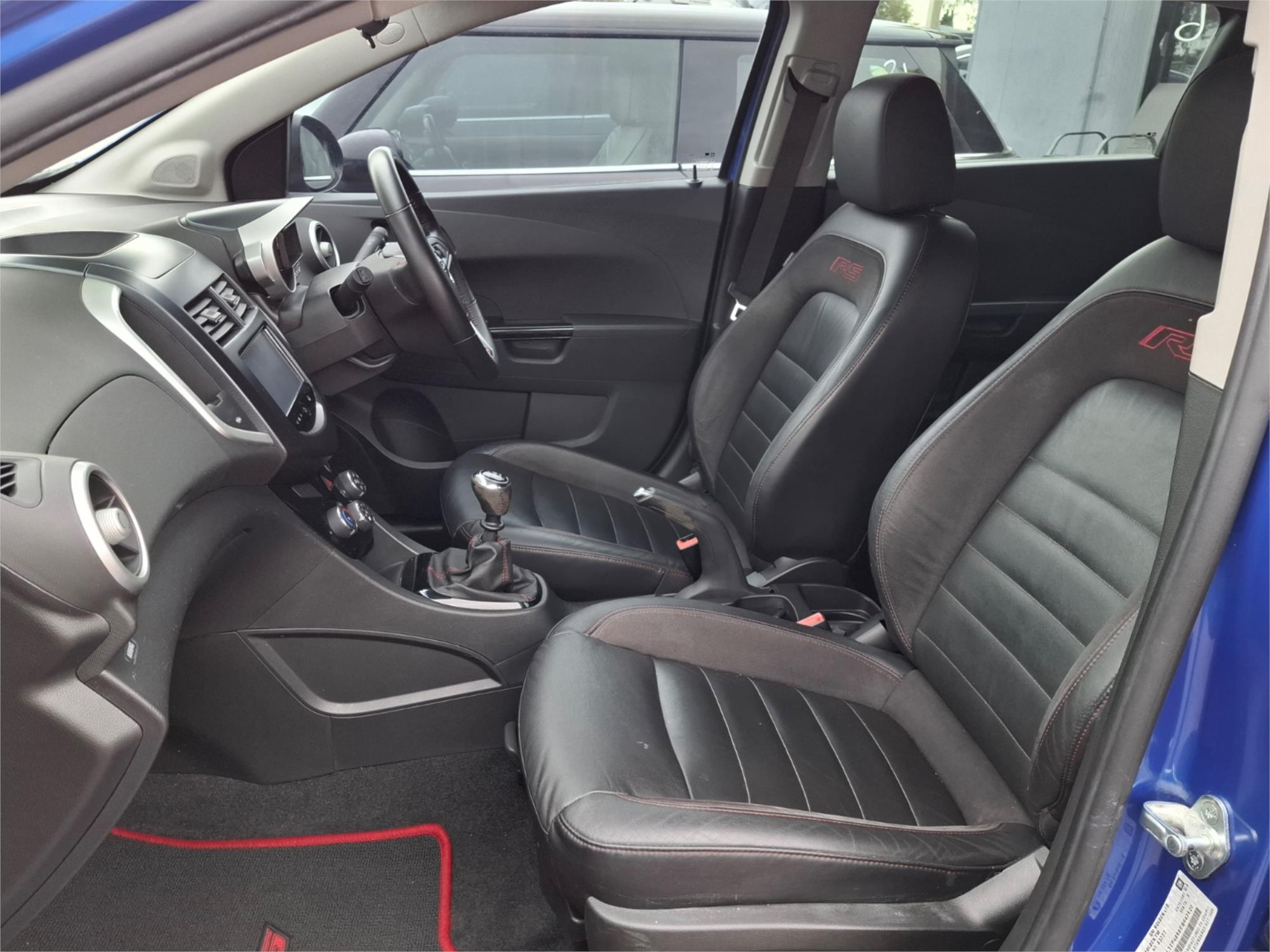 2014 HOLDEN BARINA TM MY14 RS 6 SP MANUAL 5D HATCHBACK