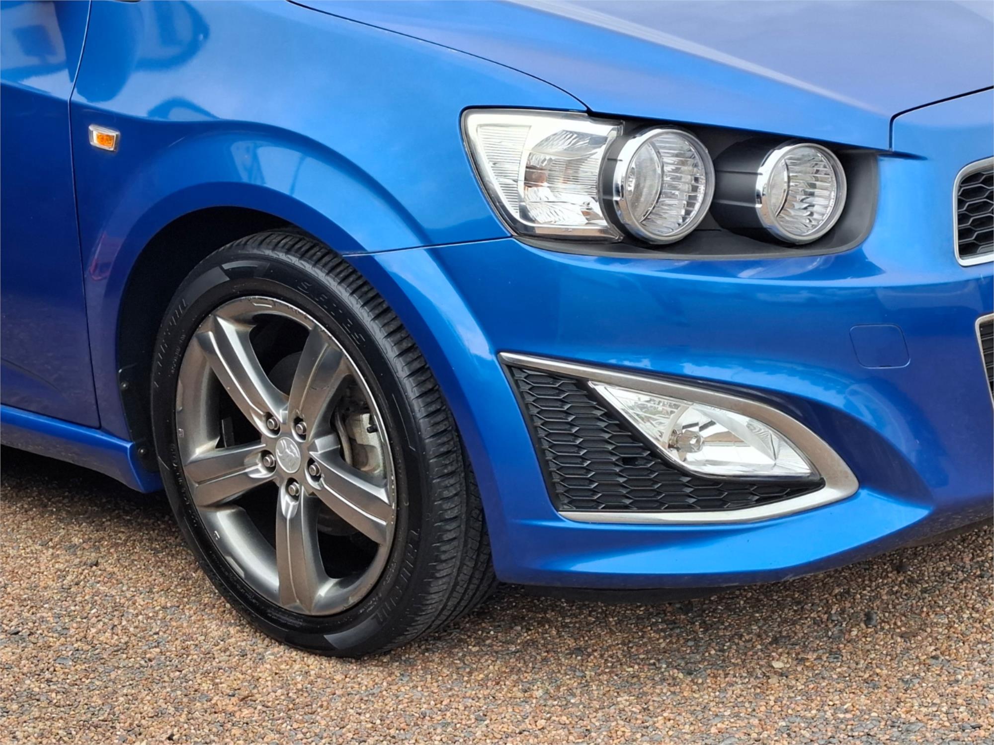 2014 HOLDEN BARINA TM MY14 RS 6 SP MANUAL 5D HATCHBACK