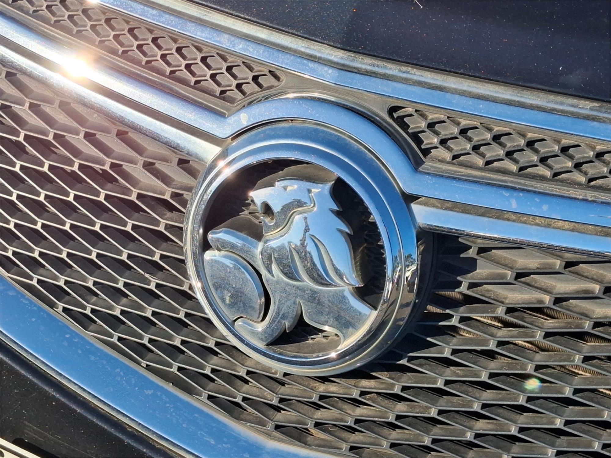 2014 HOLDEN CRUZE JH MY14 EQUIPE 5 SP MANUAL 5D HATCHBACK