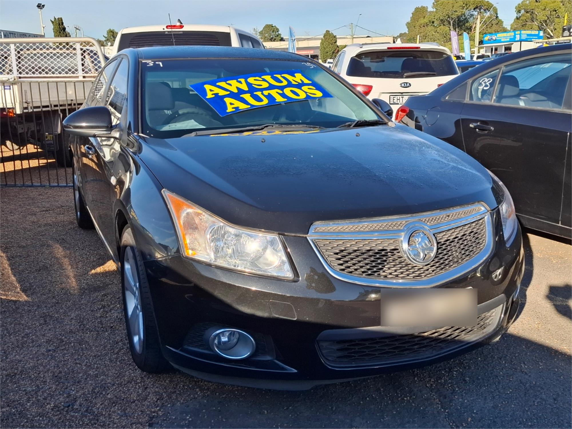 2014 HOLDEN CRUZE JH MY14 EQUIPE 5 SP MANUAL 5D HATCHBACK