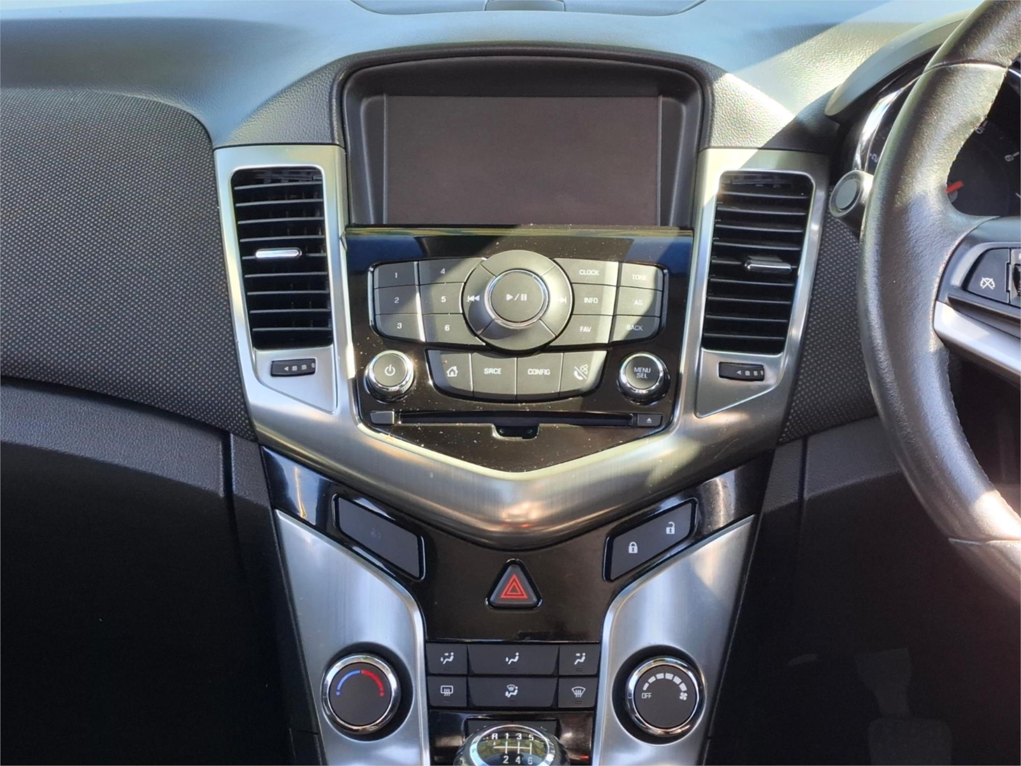 2013 HOLDEN CRUZE JH MY14 SRi V 6 SP MANUAL 4D SEDAN