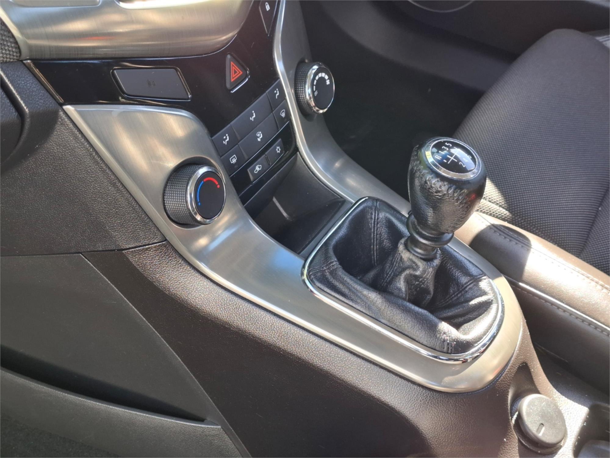 2013 HOLDEN CRUZE JH MY14 SRi V 6 SP MANUAL 4D SEDAN