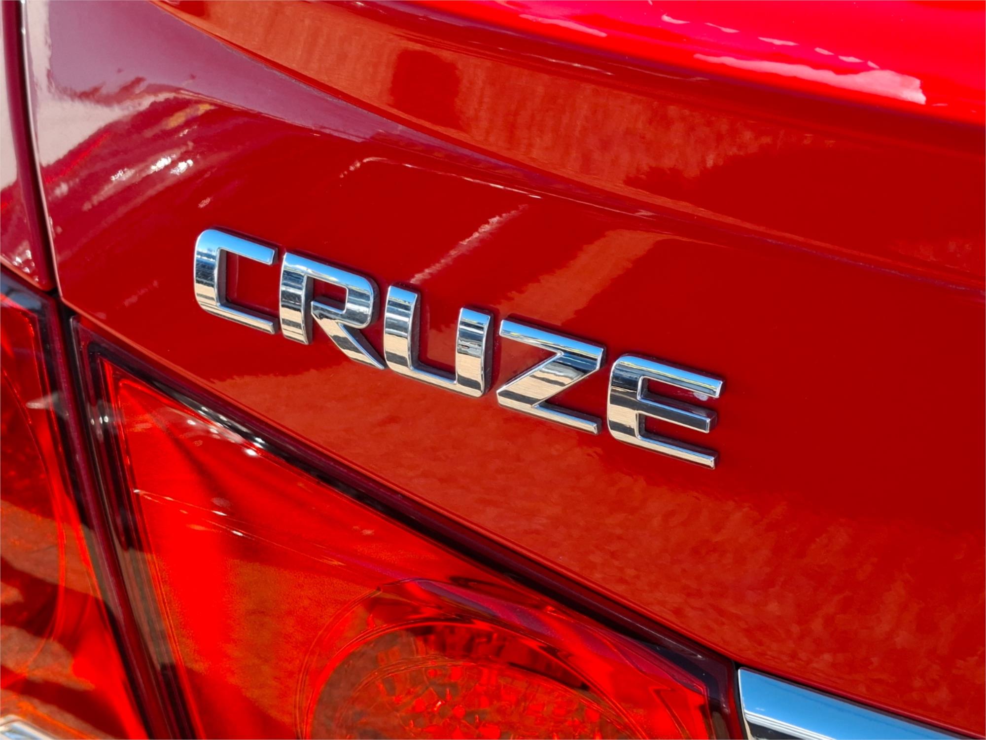 2013 HOLDEN CRUZE JH MY14 SRi V 6 SP MANUAL 4D SEDAN
