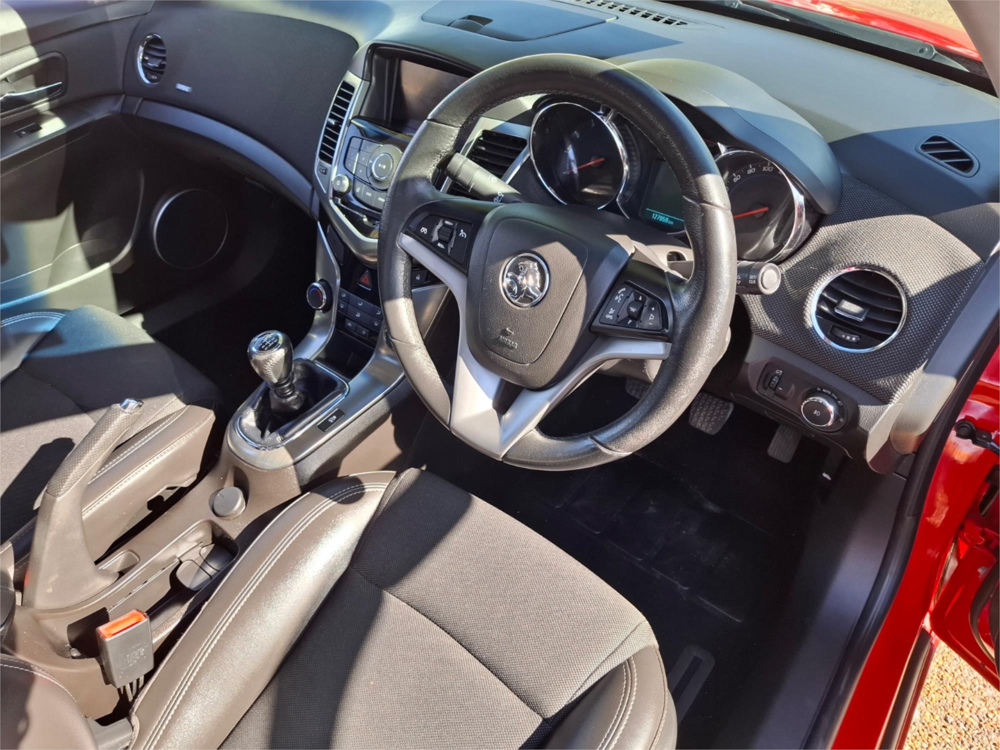 2013 HOLDEN CRUZE JH MY14 SRi V 6 SP MANUAL 4D SEDAN