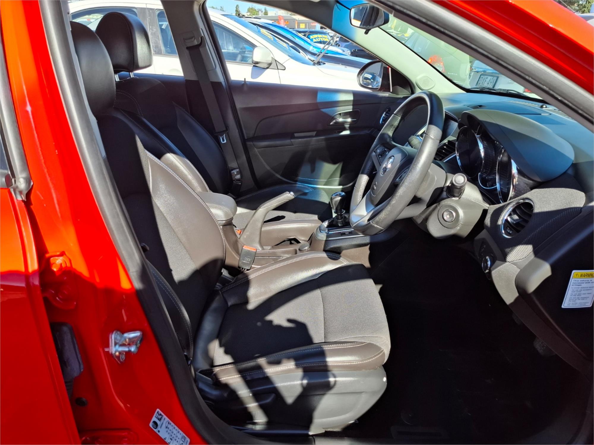 2013 HOLDEN CRUZE JH MY14 SRi V 6 SP MANUAL 4D SEDAN