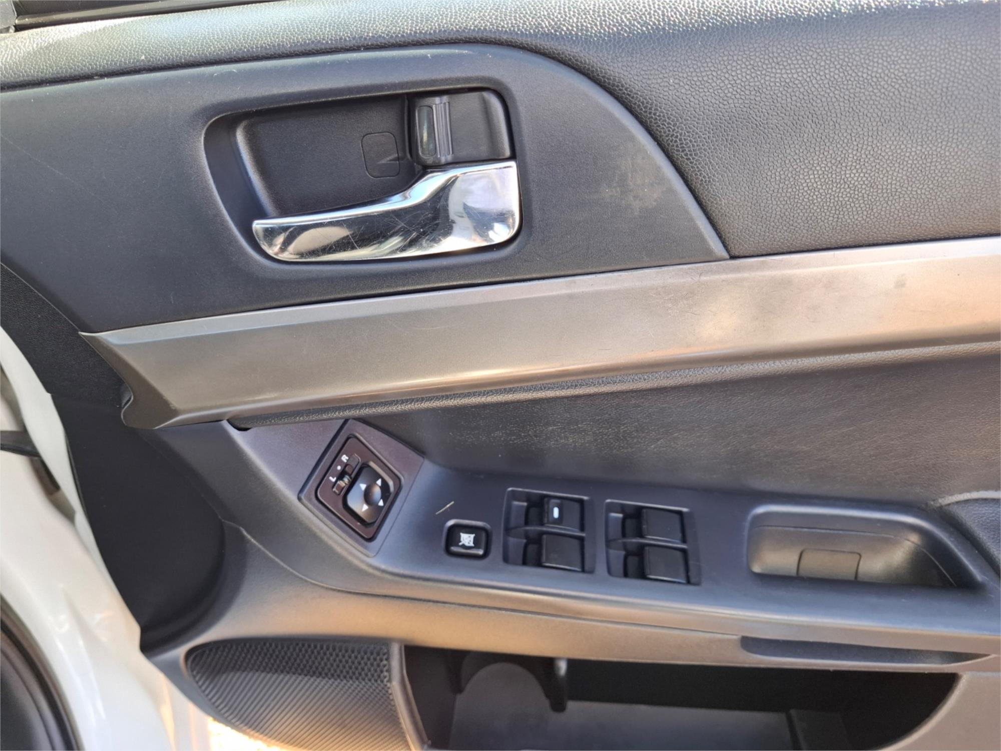 2011 MITSUBISHI LANCER CJ MY11 ES 5 SP MANUAL 4D SEDAN