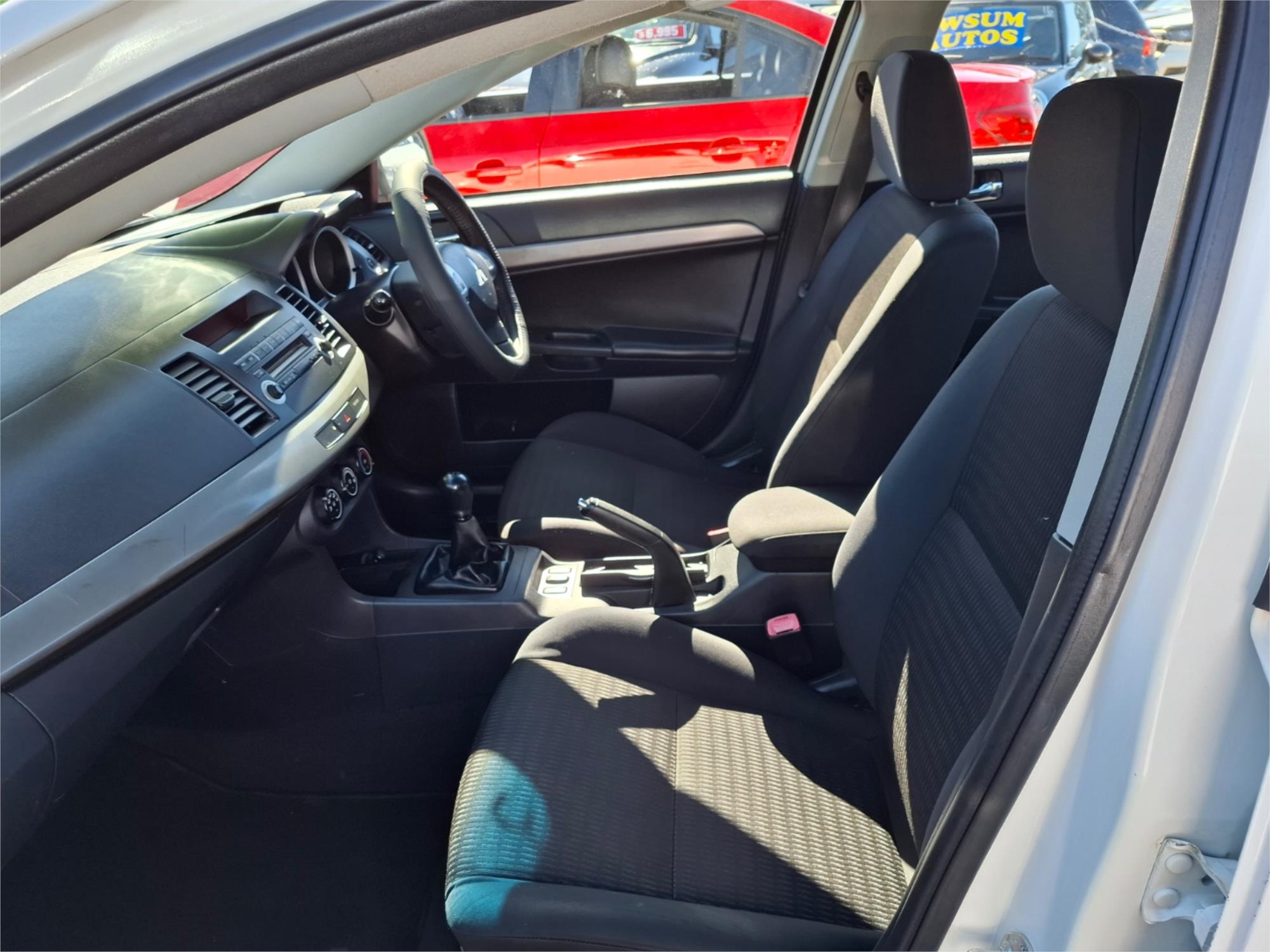 2011 MITSUBISHI LANCER CJ MY11 ES 5 SP MANUAL 4D SEDAN
