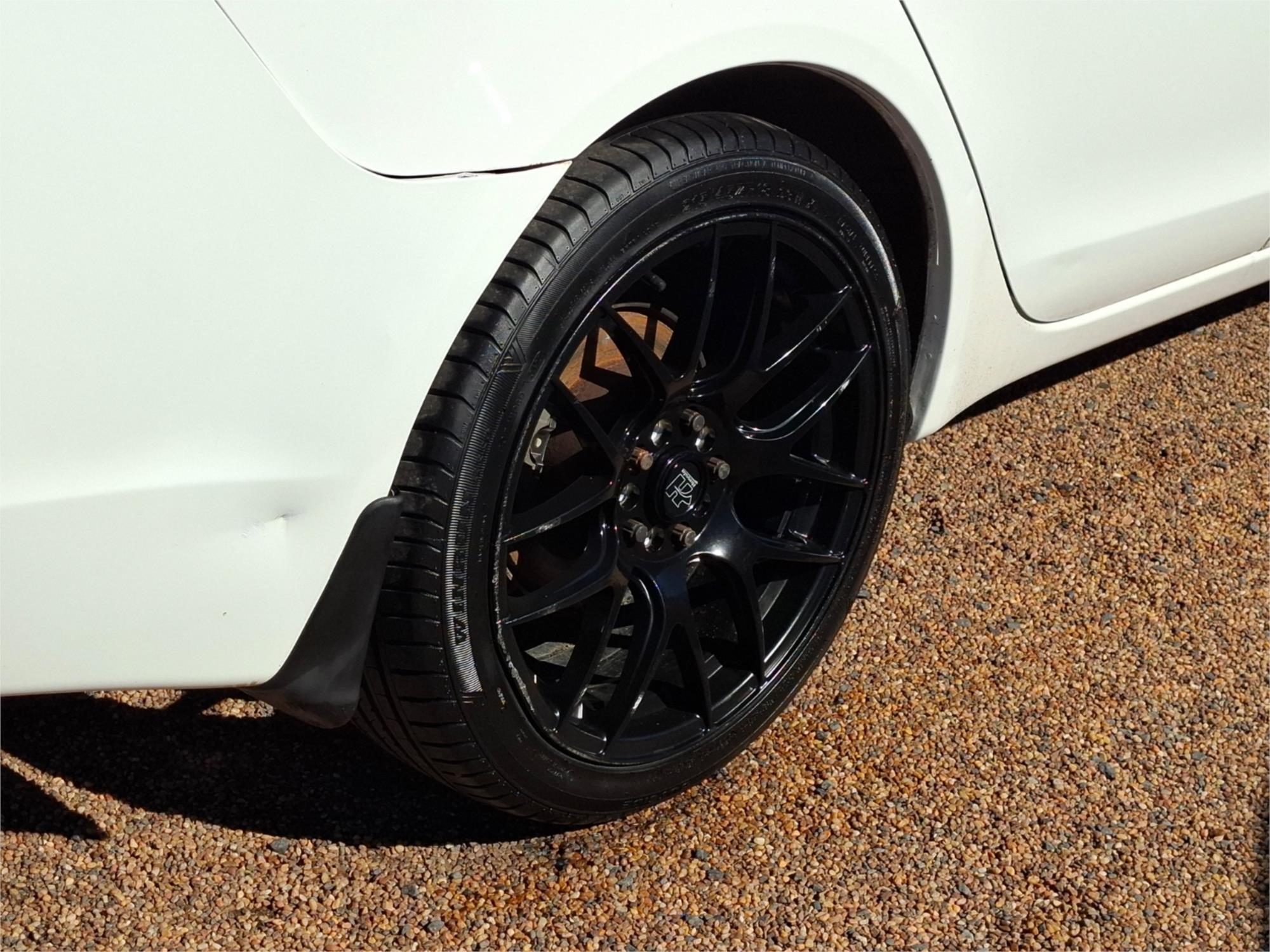 2011 MITSUBISHI LANCER CJ MY11 ES 5 SP MANUAL 4D SEDAN