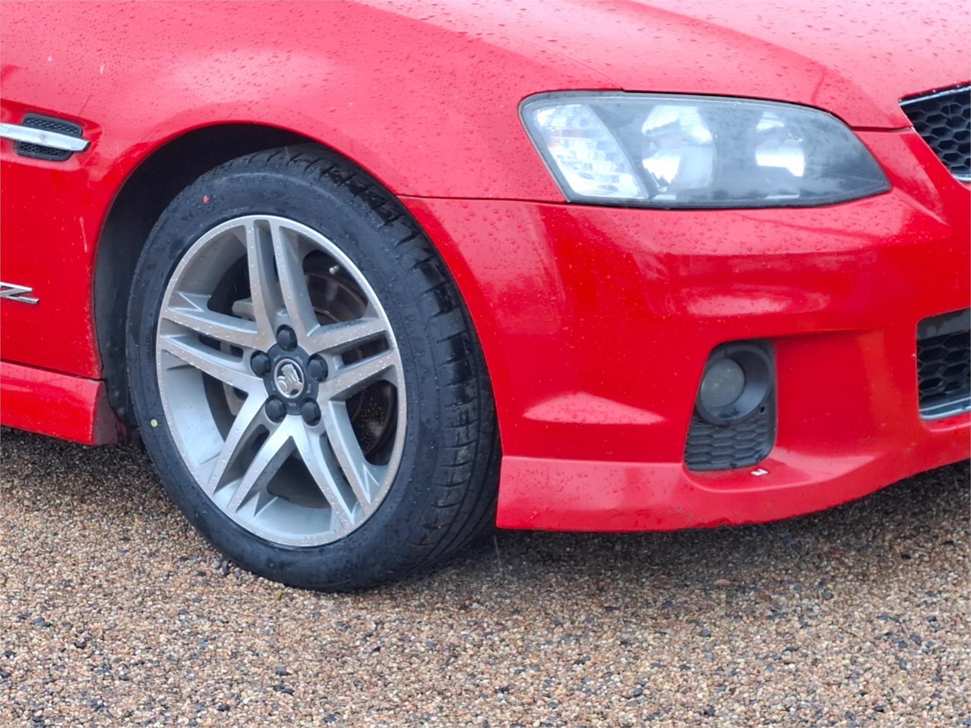 2013 HOLDEN COMMODORE VE II MY12.5 SV6 6 SP AUTOMATIC 4D SEDAN