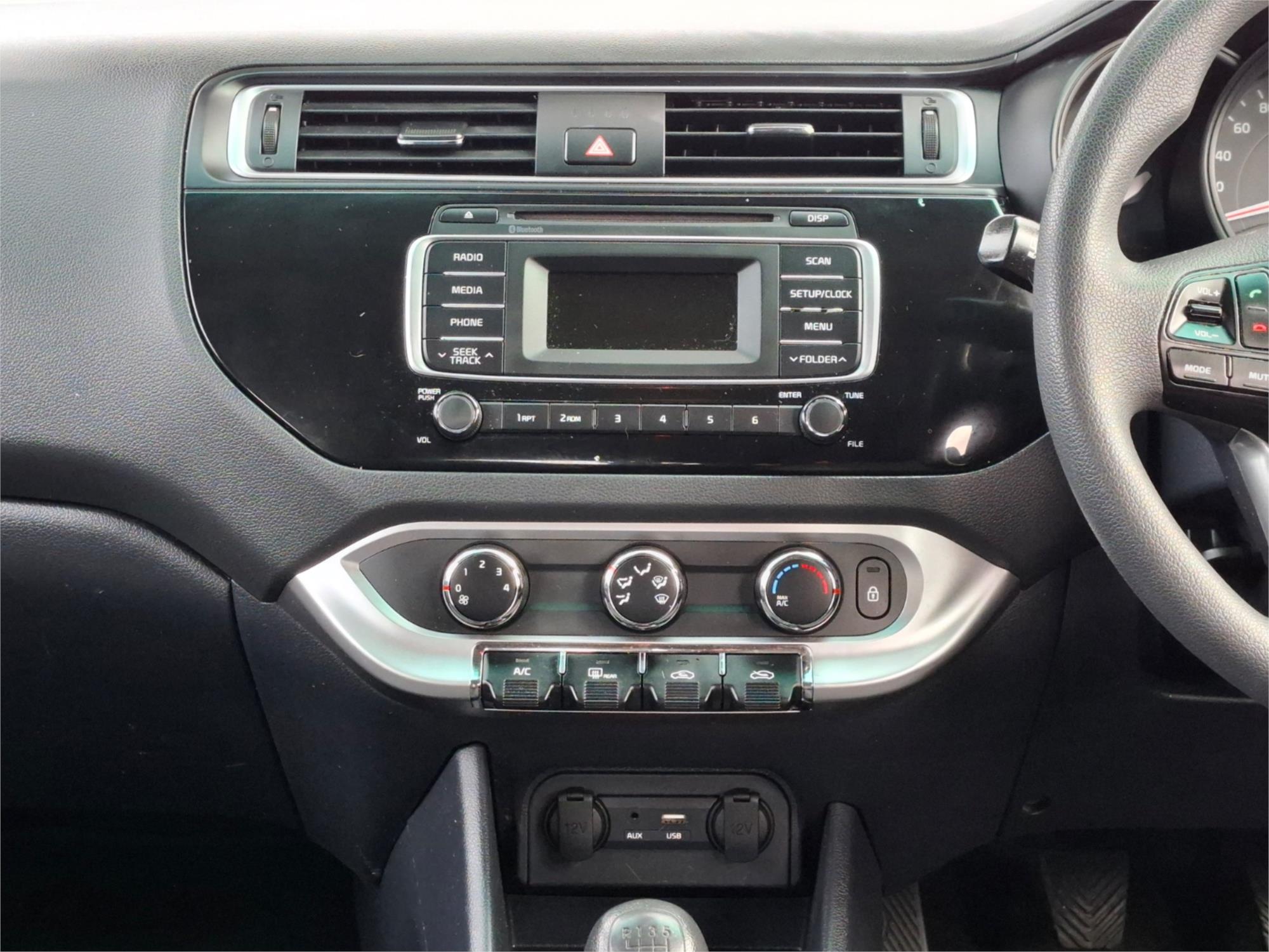 2016 KIA RIO UB MY16 S 4 SP MANUAL 5D HATCHBACK