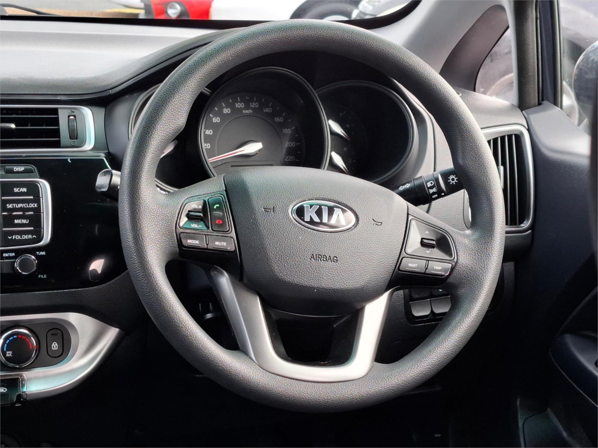 2016 KIA RIO UB MY16 S 4 SP MANUAL 5D HATCHBACK