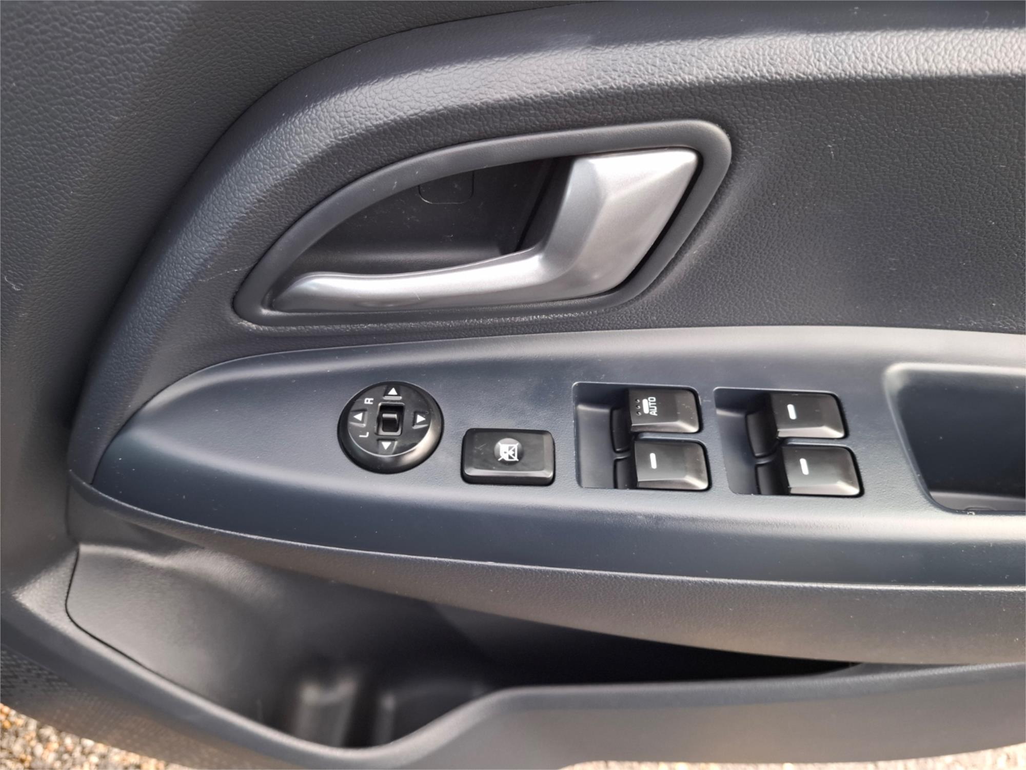 2016 KIA RIO UB MY16 S 4 SP MANUAL 5D HATCHBACK