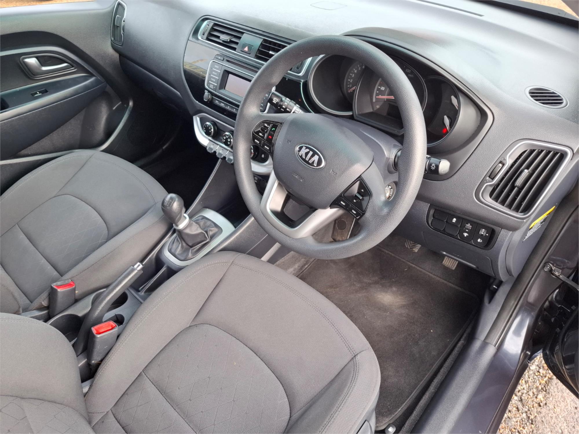 2016 KIA RIO UB MY16 S 4 SP MANUAL 5D HATCHBACK