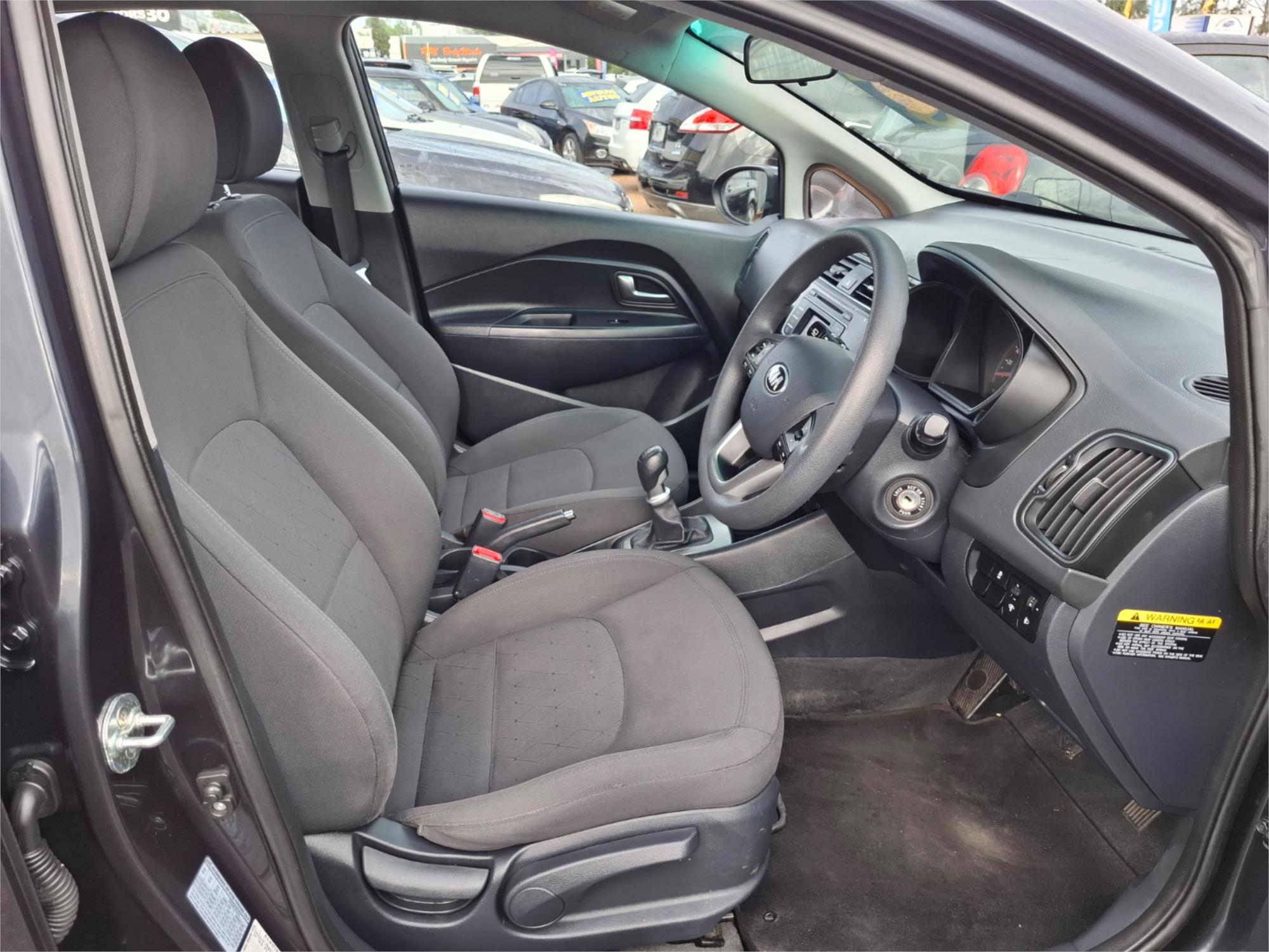 2016 KIA RIO UB MY16 S 4 SP MANUAL 5D HATCHBACK