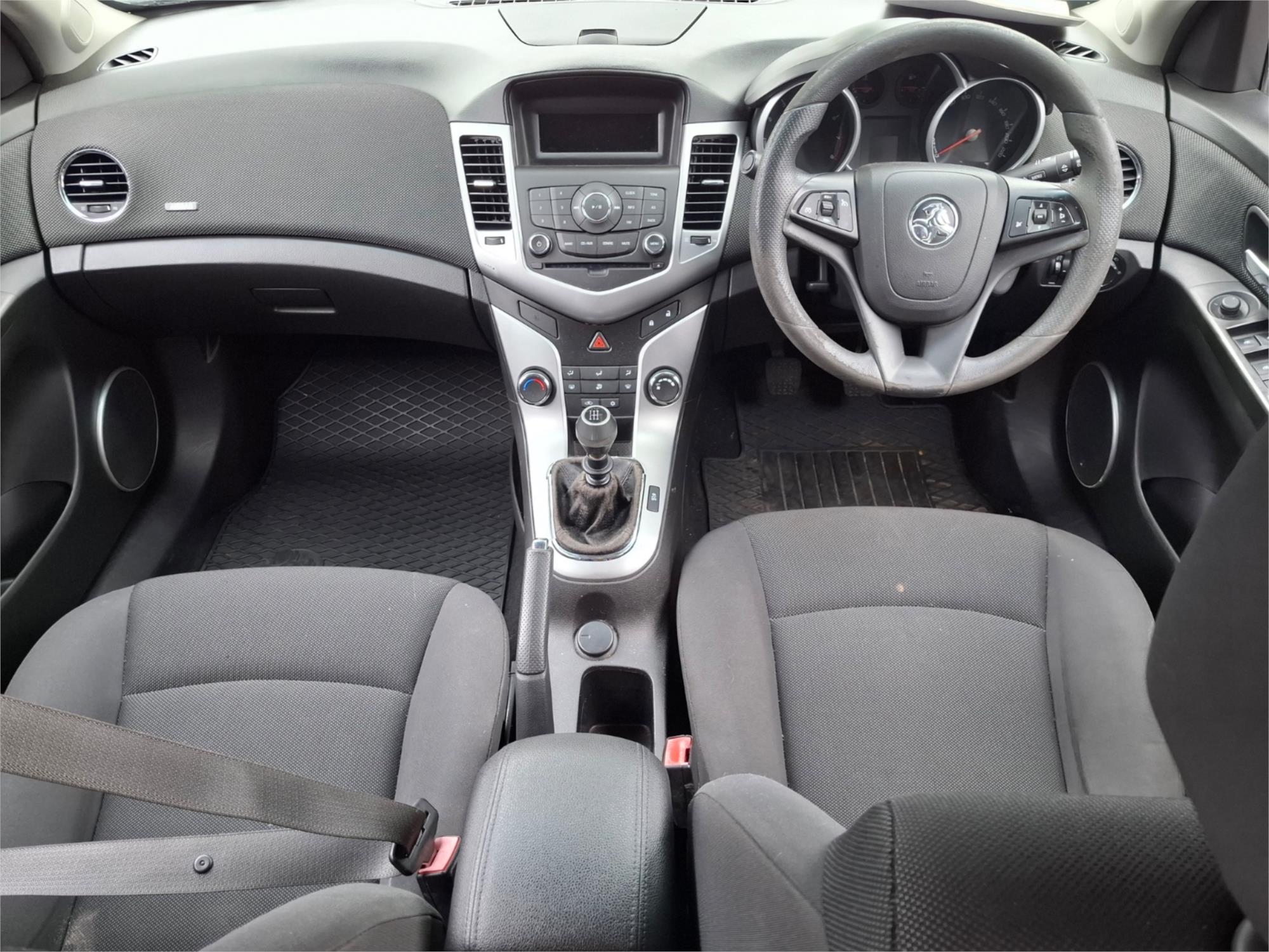 2011 HOLDEN CRUZE JH CD 5 SP MANUAL 4D SEDAN
