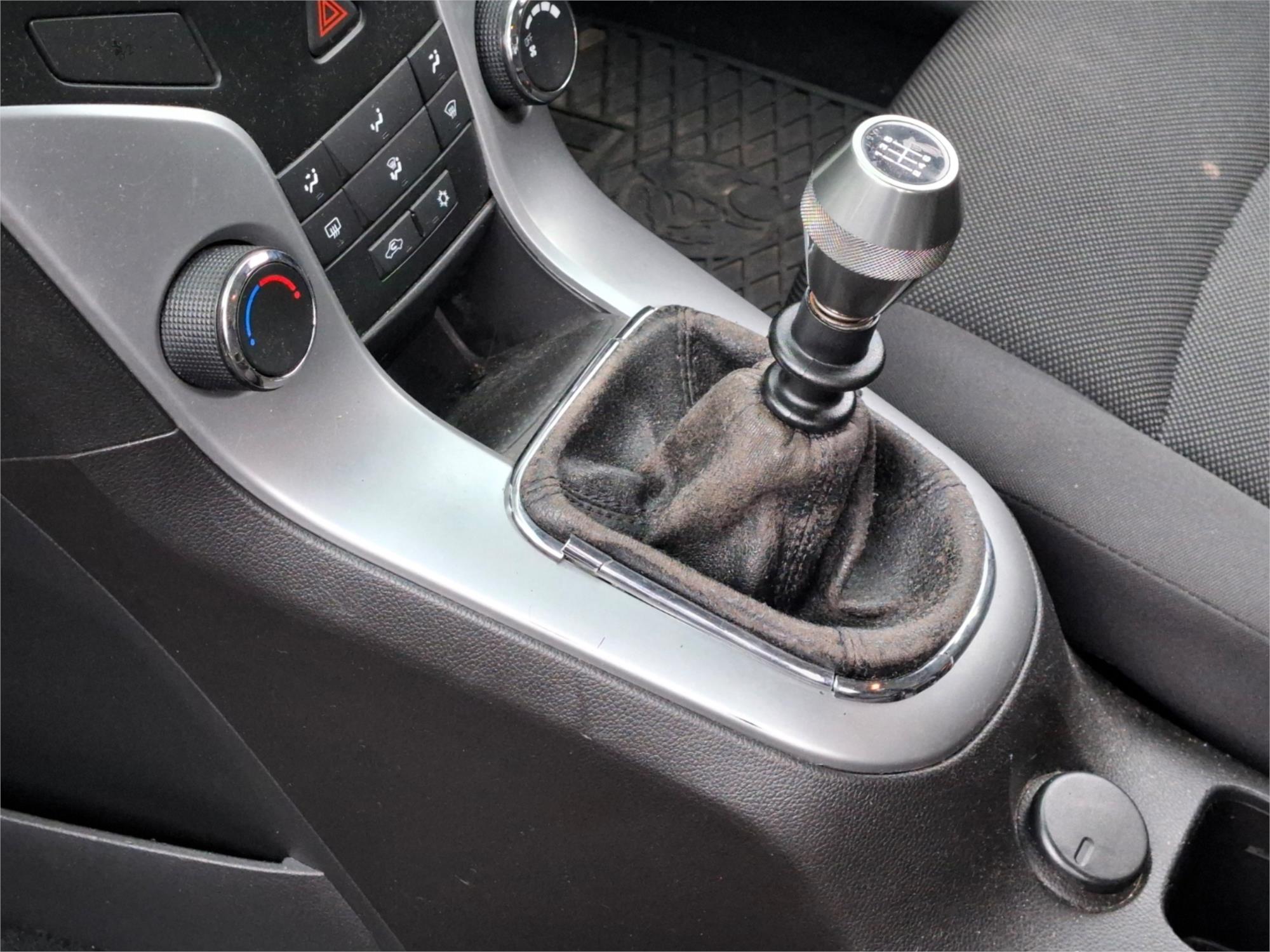 2011 HOLDEN CRUZE JH CD 5 SP MANUAL 4D SEDAN