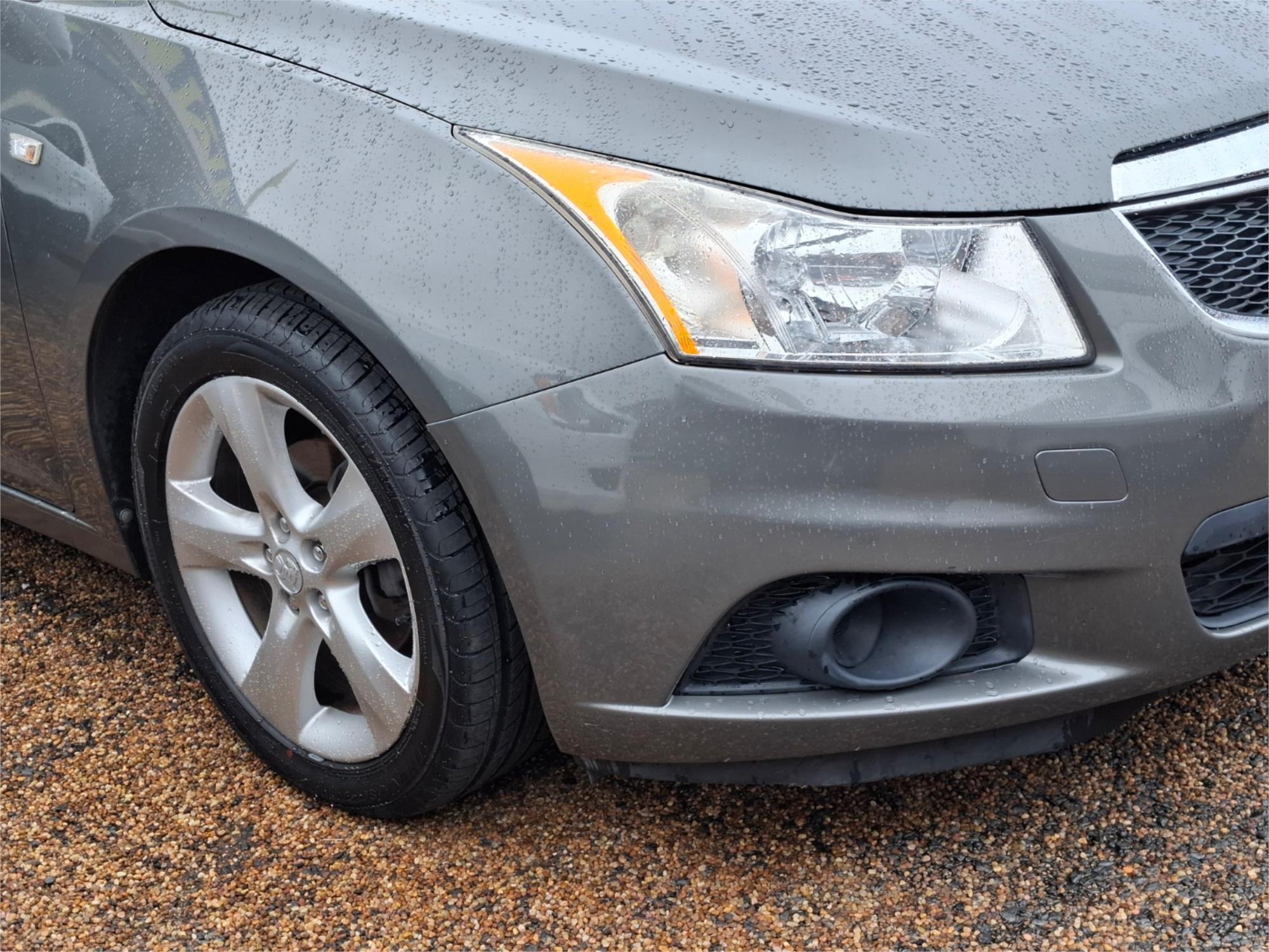 2011 HOLDEN CRUZE JH CD 5 SP MANUAL 4D SEDAN