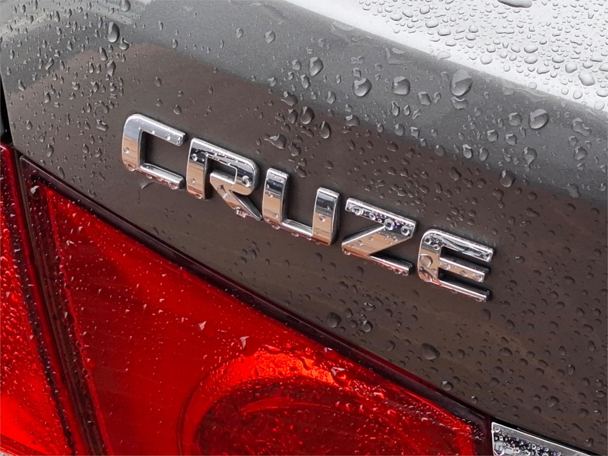 2011 HOLDEN CRUZE JH CD 5 SP MANUAL 4D SEDAN