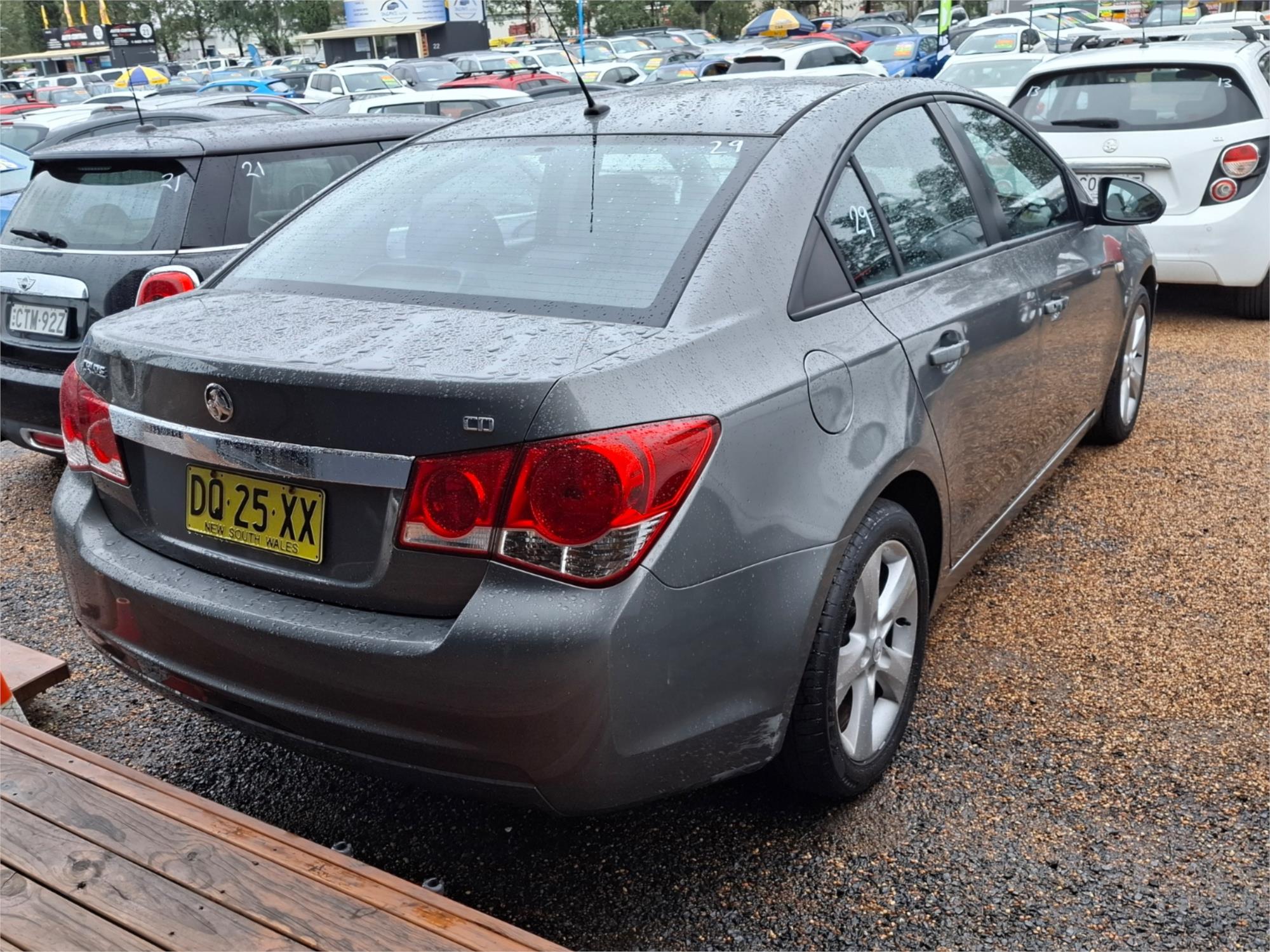 2011 HOLDEN CRUZE JH CD 5 SP MANUAL 4D SEDAN