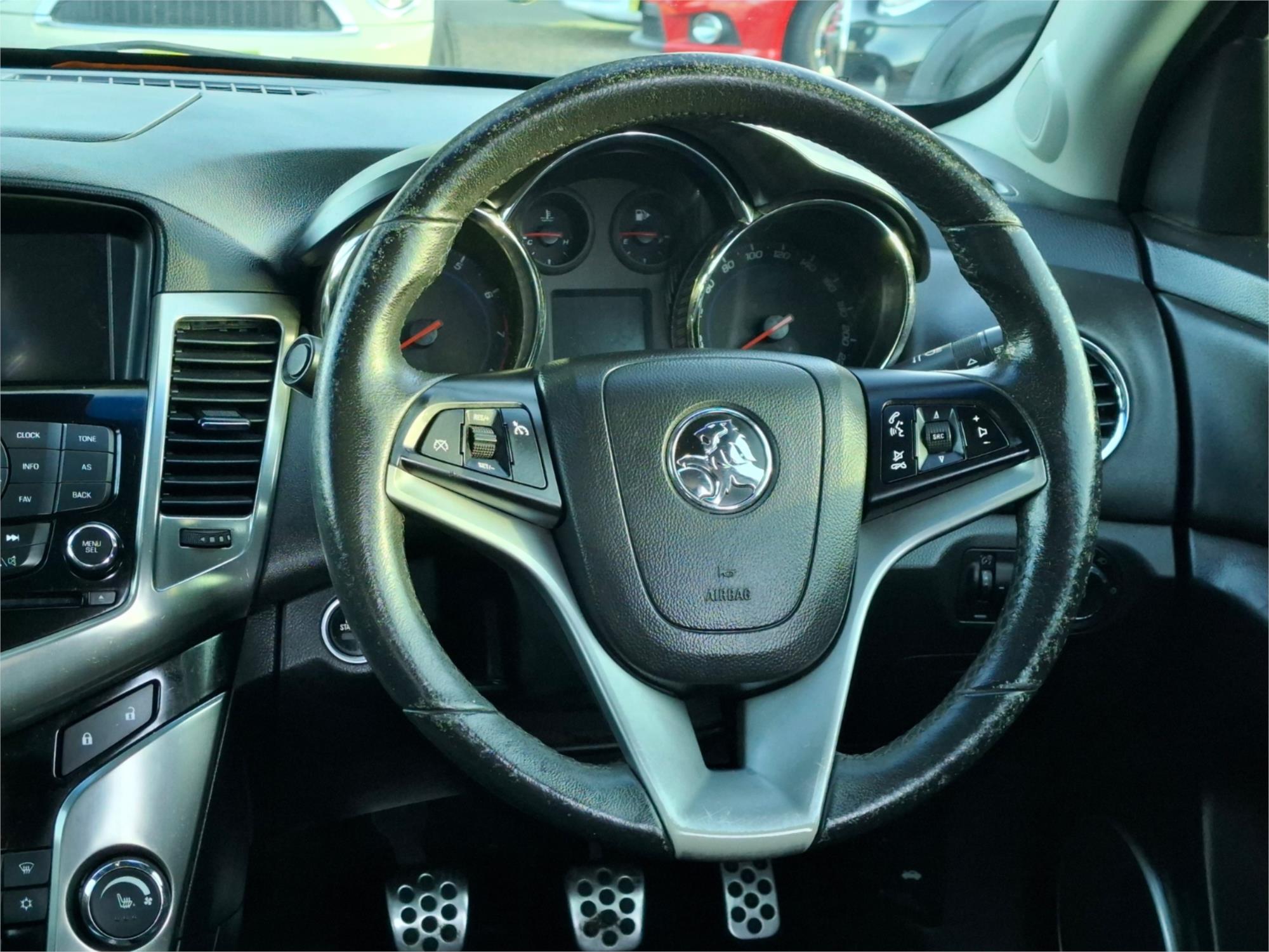 2016 HOLDEN CRUZE JH MY16 SRi Z-SERIES 6 SP MANUAL 4D SEDAN