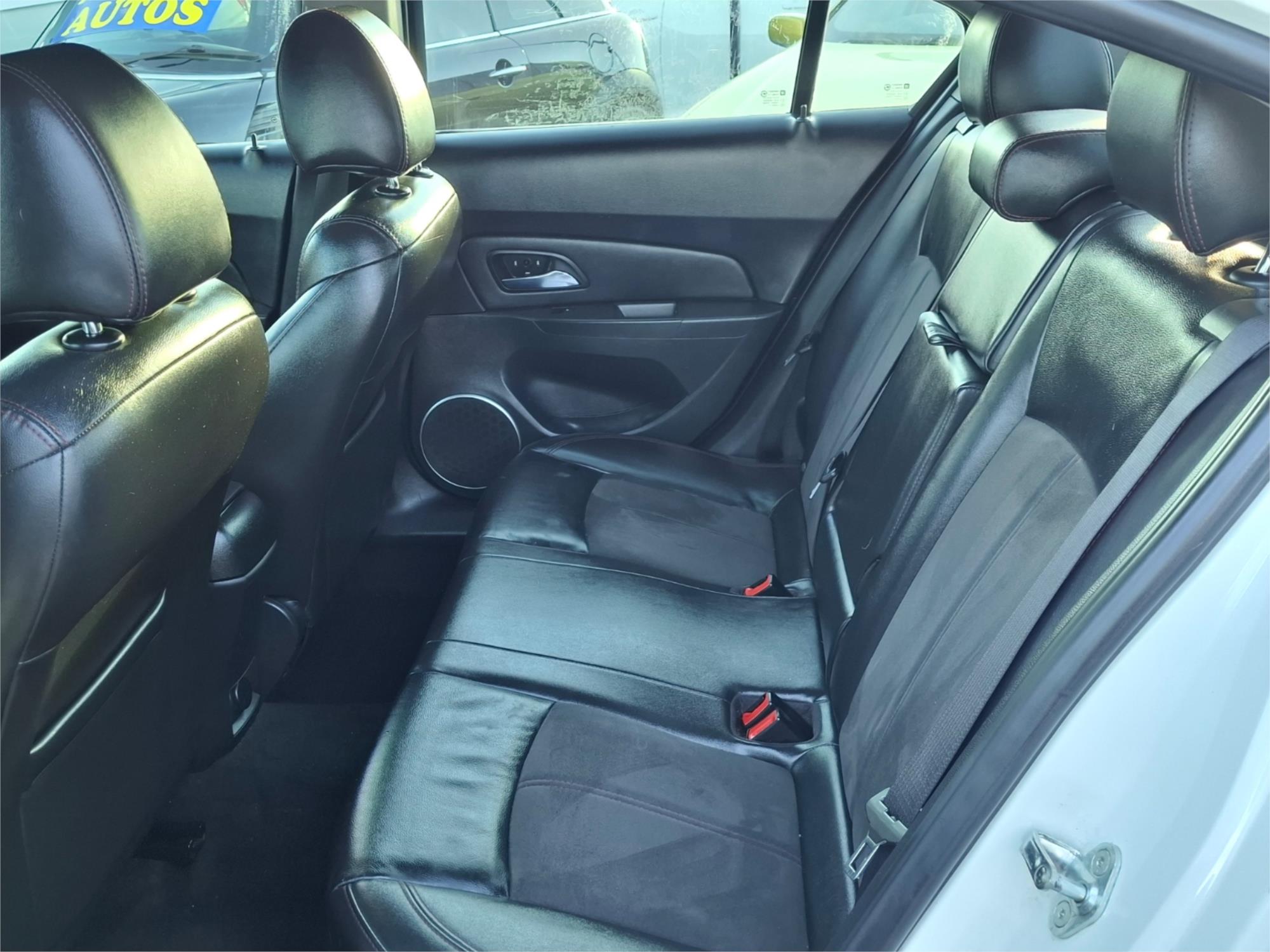 2016 HOLDEN CRUZE JH MY16 SRi Z-SERIES 6 SP MANUAL 4D SEDAN