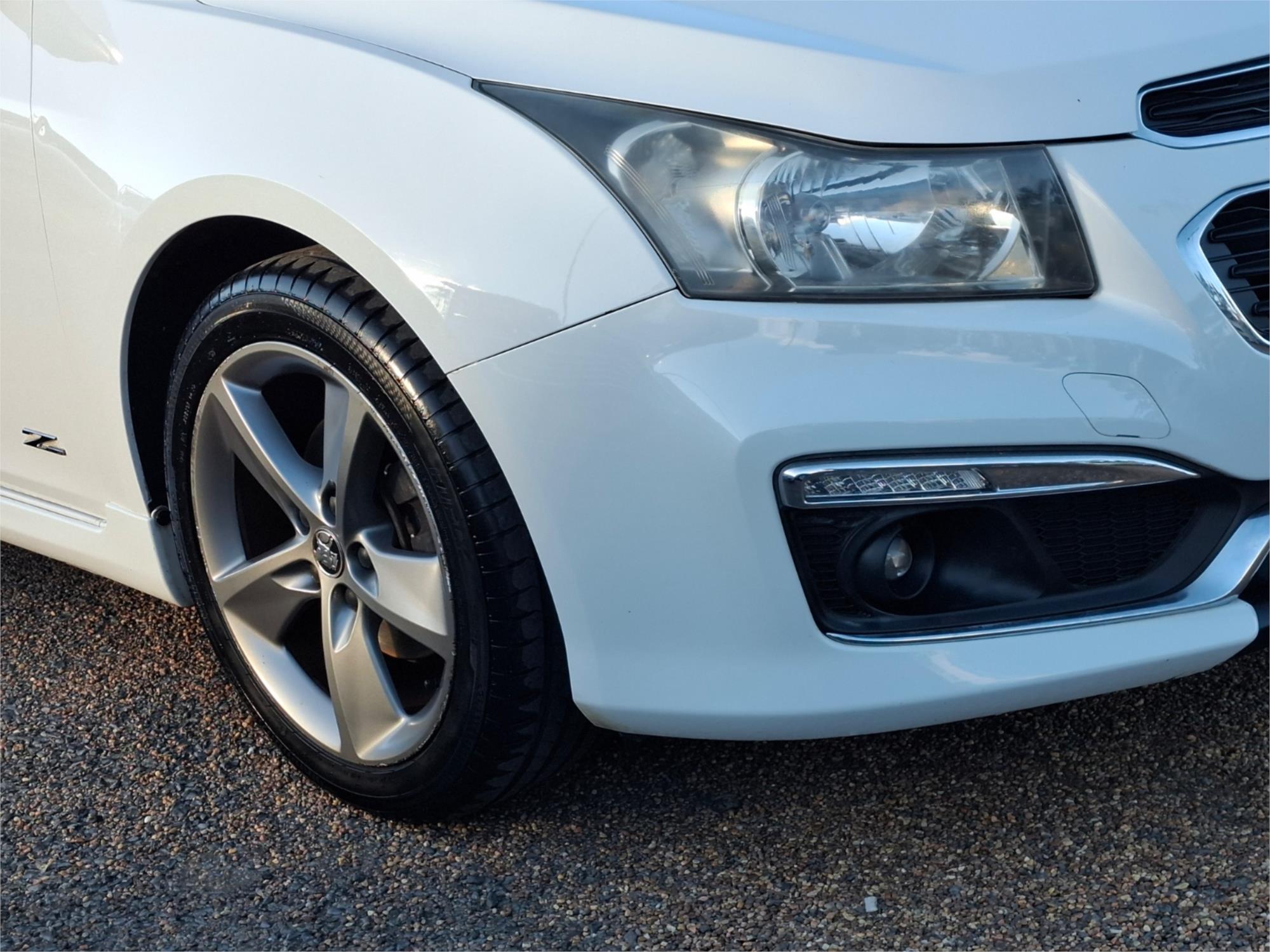 2016 HOLDEN CRUZE JH MY16 SRi Z-SERIES 6 SP MANUAL 4D SEDAN