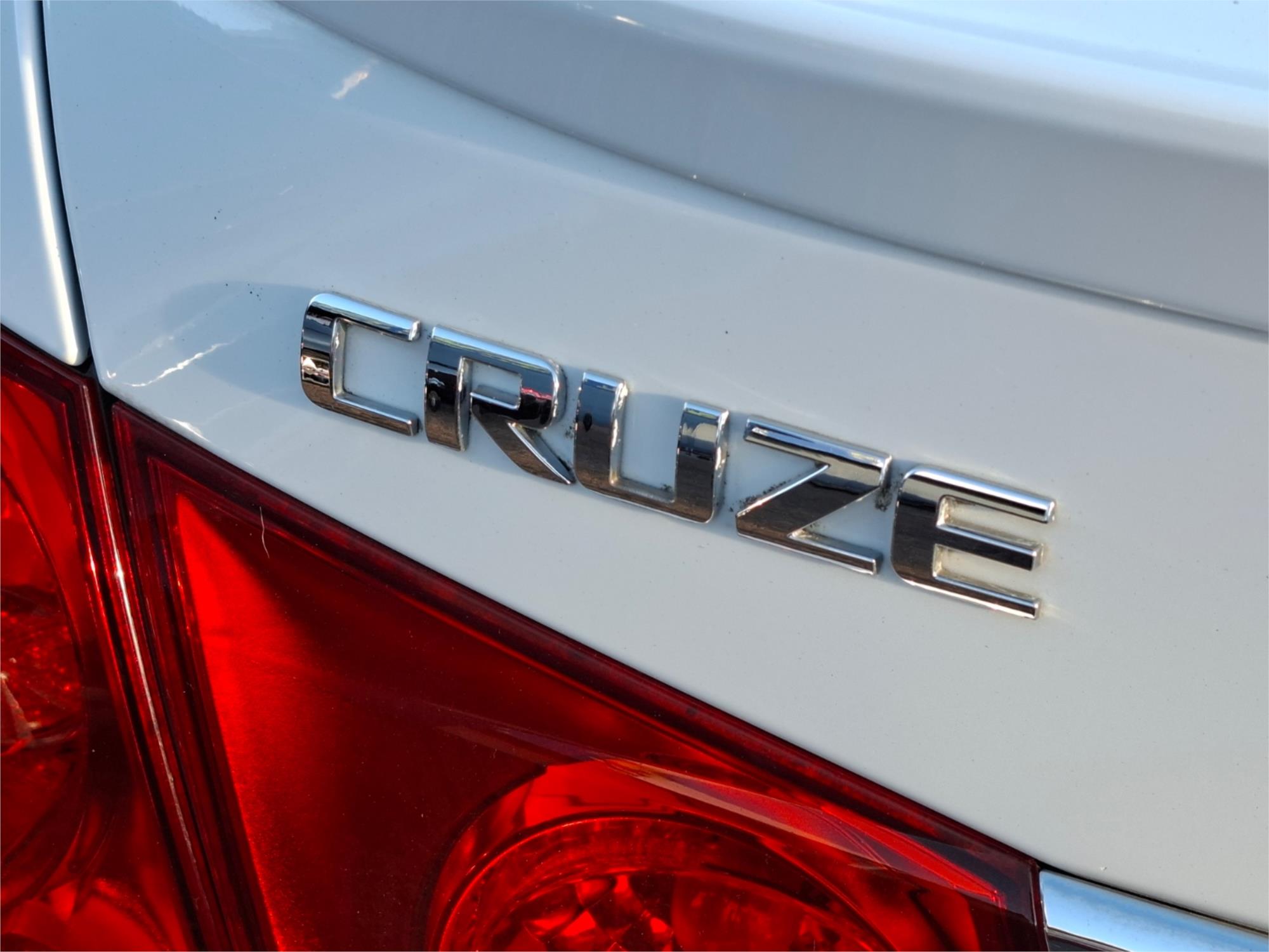 2016 HOLDEN CRUZE JH MY16 SRi Z-SERIES 6 SP MANUAL 4D SEDAN