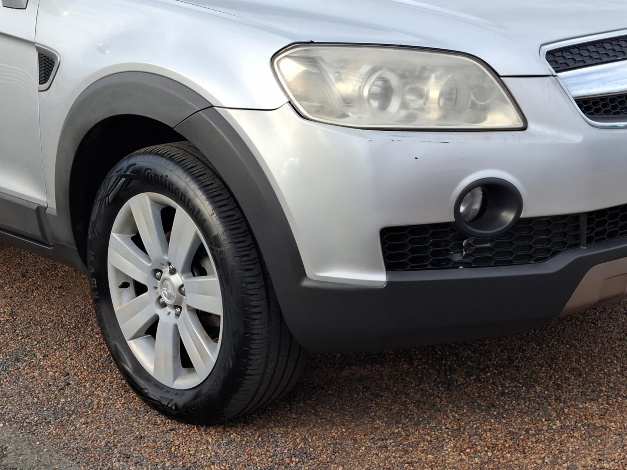2009 HOLDEN CAPTIVA CG MY09 LX (4x4) 5 SP AUTOMATIC 4D WAGON