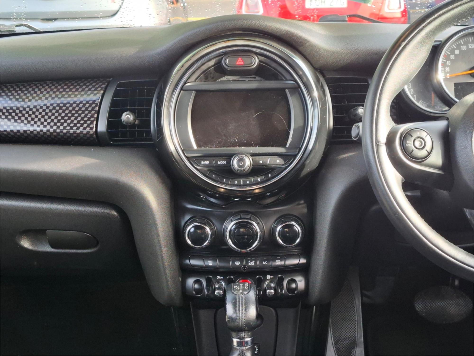 2016 MINI COOPER F55 S 6 SP AUTOMATIC 5D HATCHBACK